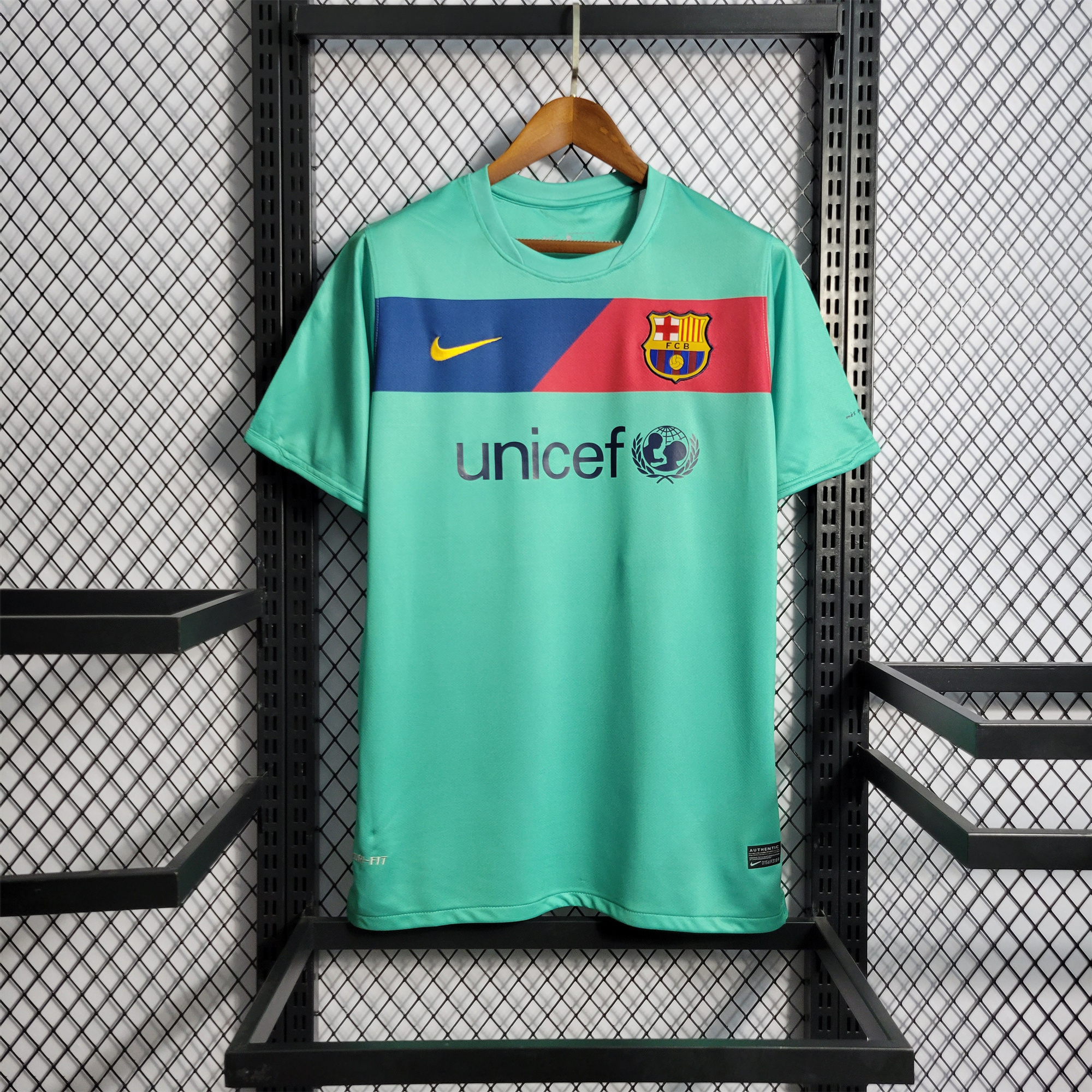 ManixJersey.com | Retro Barcelona 10-11 Away Stadium Jersey -Customize Name, Number and Patch | Worldwide Shipping
