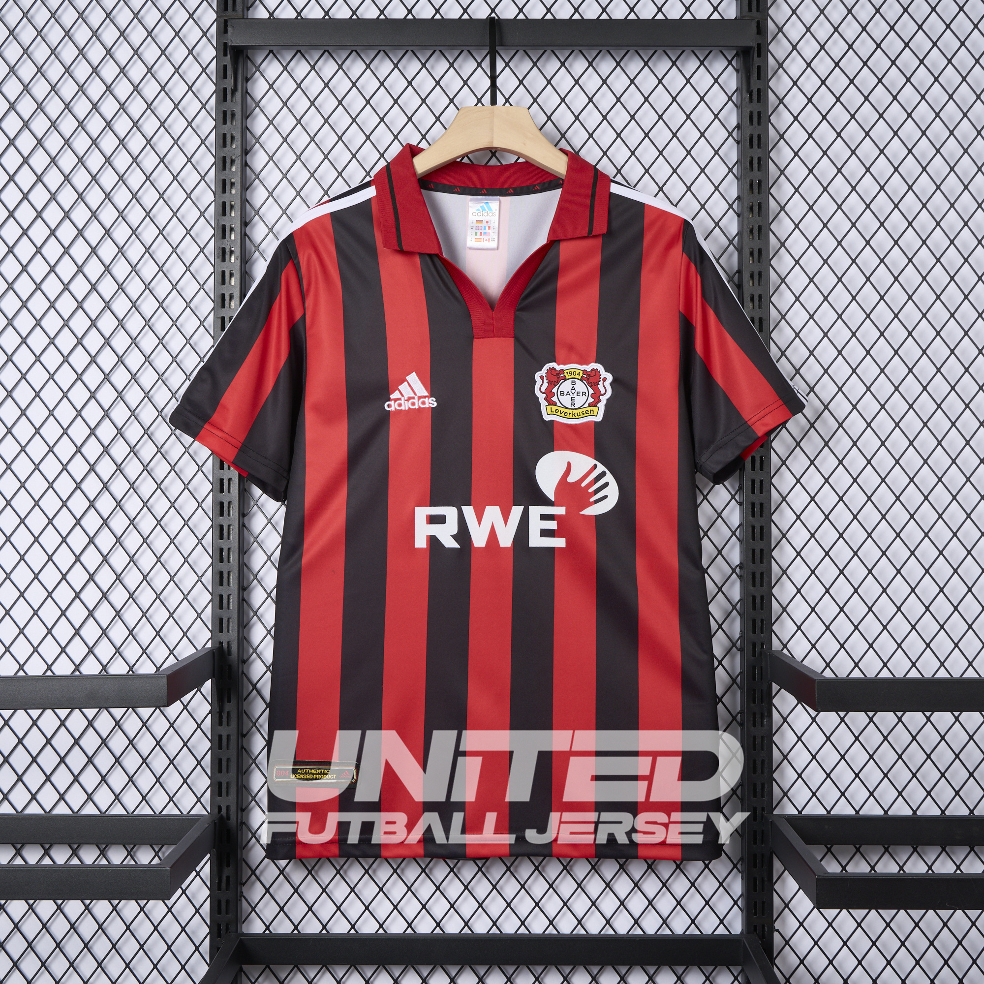 foot-Retro Bayer 04 Leverkusen 2001-02 Home Jersey