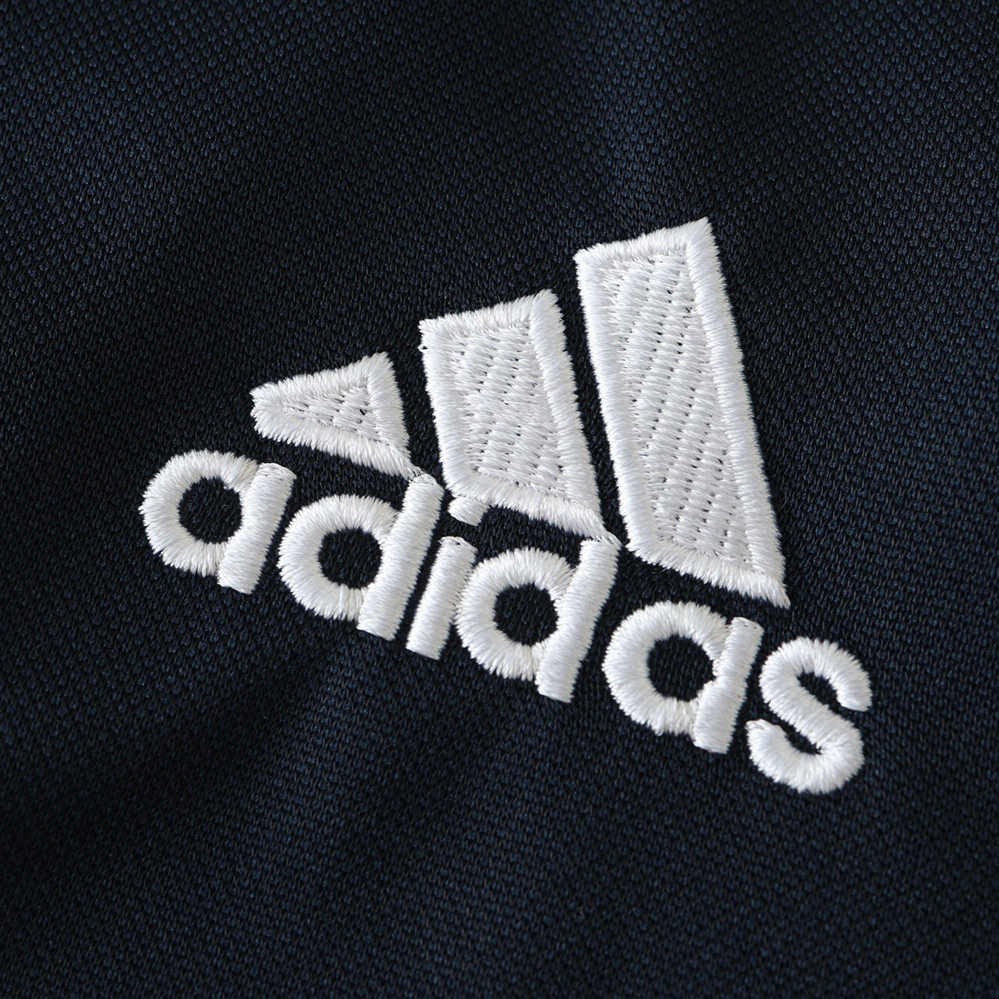 Higojerseys-Retro Real Madrid 03-04 Away Jersey