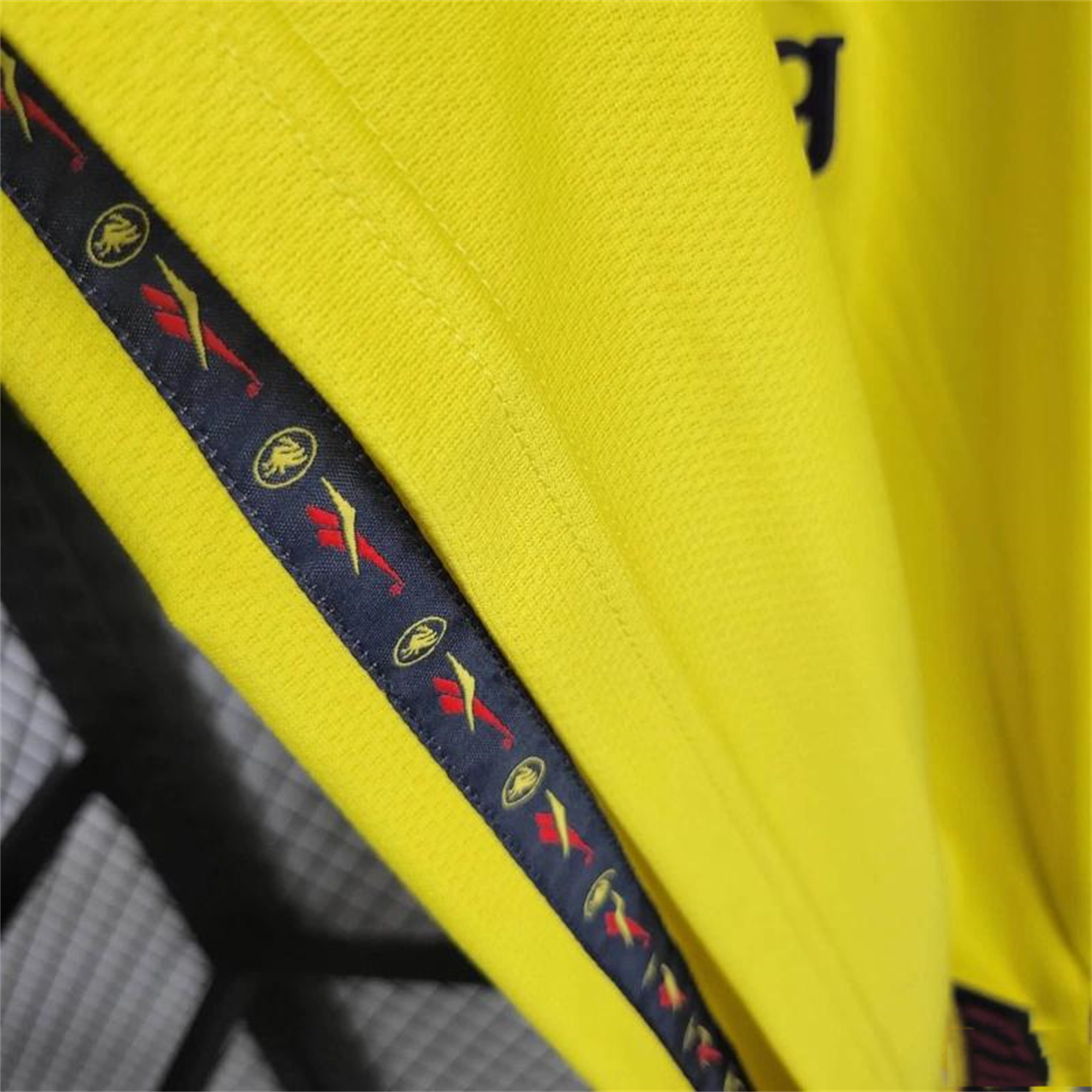 ManixJersey.com | Retro Liver.pool 1997-99 Third Jersey -Customize Name, Number and Patch | Worldwide Shipping