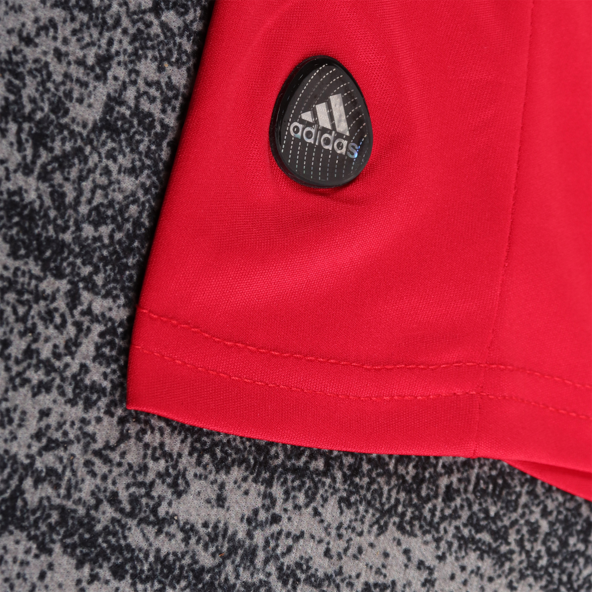 ManixJersey.com | Retro Real Madrid 2011-12 Third Kids Kit -Customize Name, Number and Patch | Worldwide Shipping