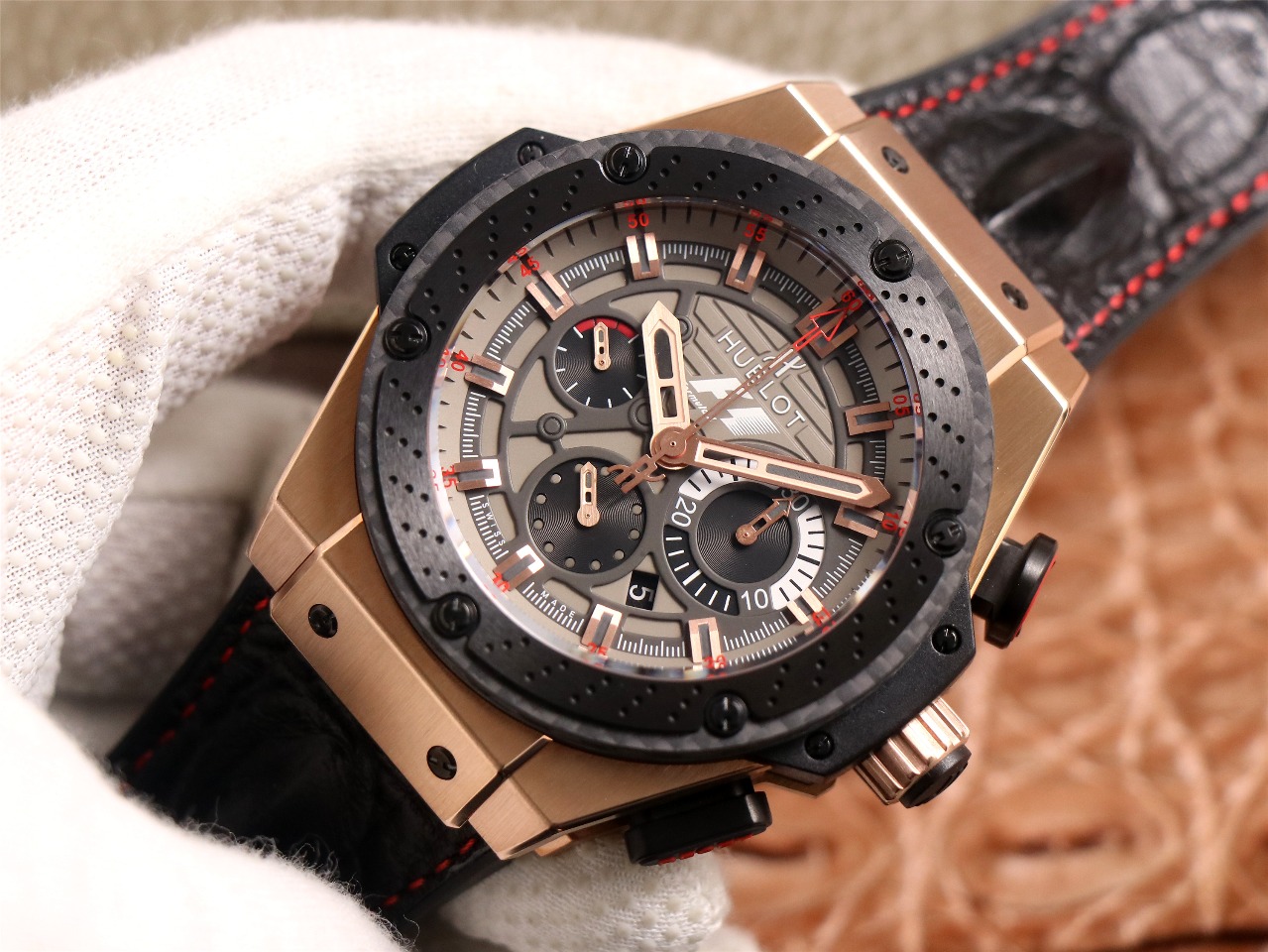 Hublot King Power 703.OM.6912.HR.FMC12 48mm-fasswatch