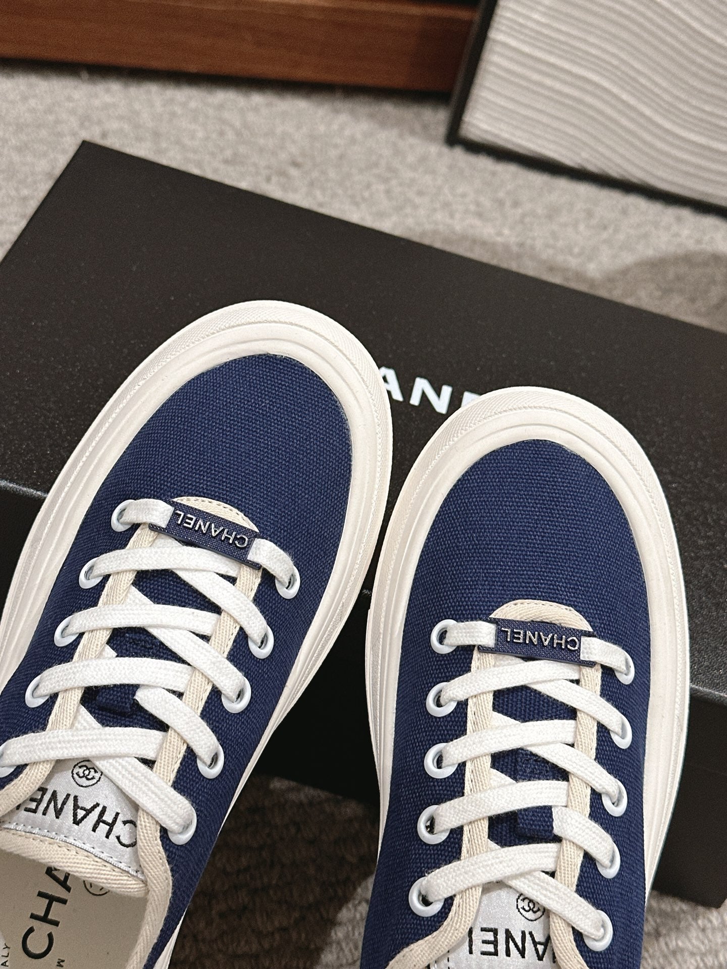 LACE-UP SNEAKERS IN NAVY BLUE CANVAS、mysite、Cacoeks