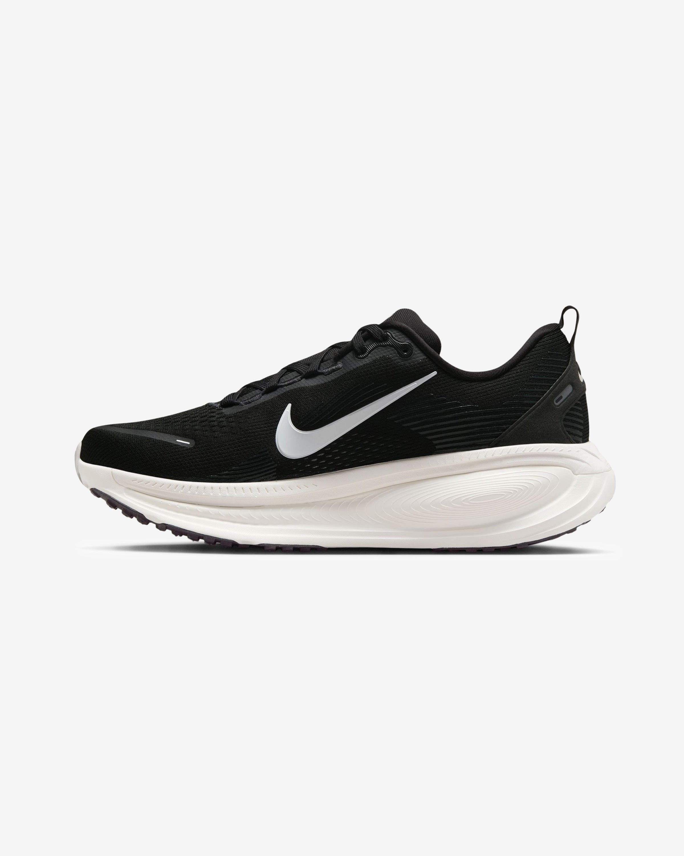 NIKE VOMERO 18 - BLACK/ SUMMITWHITE