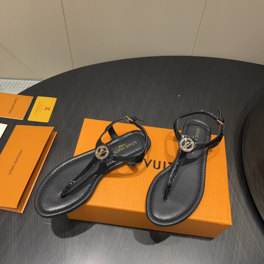 LV THONG SANDALS 25S IN BLACK CALFSKIN WITH GOLD HARDWARE、mysite、Cacoeks