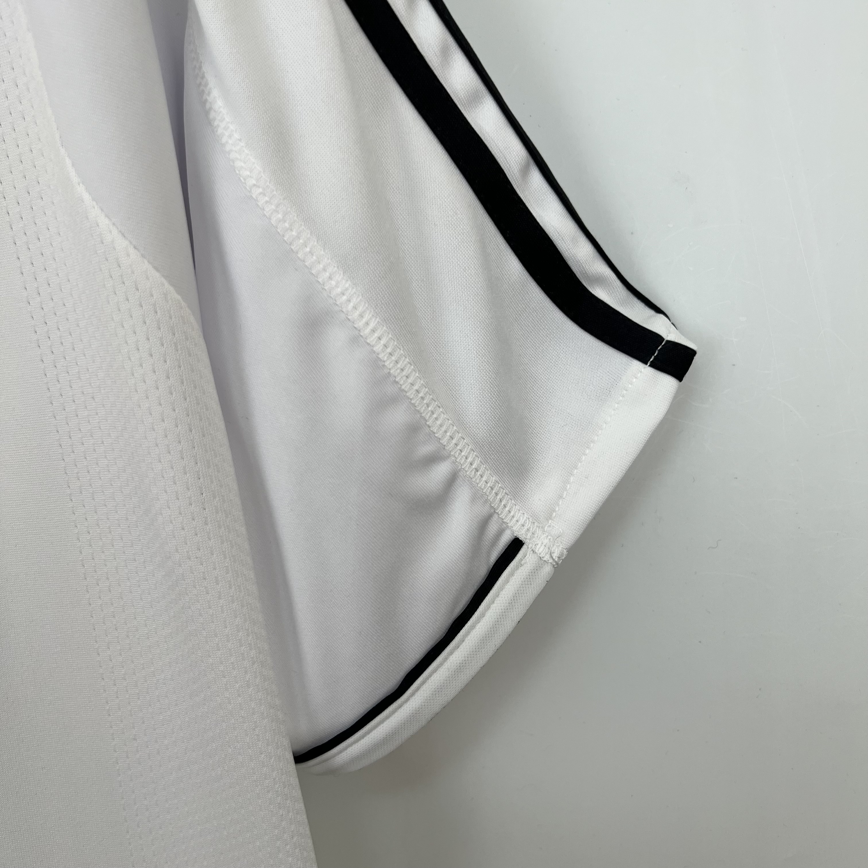 JerseysGala.com | Retro Real Madrid 03-04 Home Stadium Jersey -Customize Name, Number and Patch | Worldwide Shipping