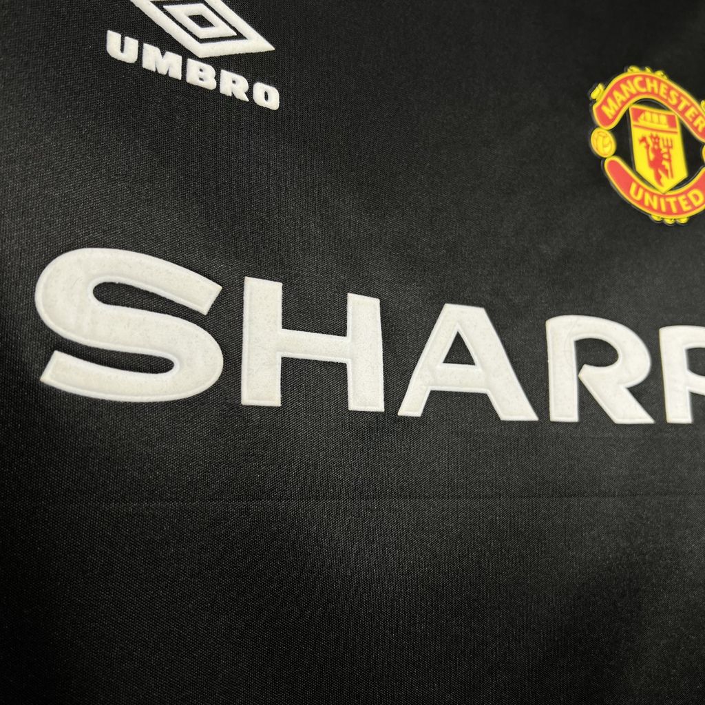 ManixJersey.com | Retro Manchester United 1998-99 Third Jersey -Customize Name, Number and Patch | Worldwide Shipping