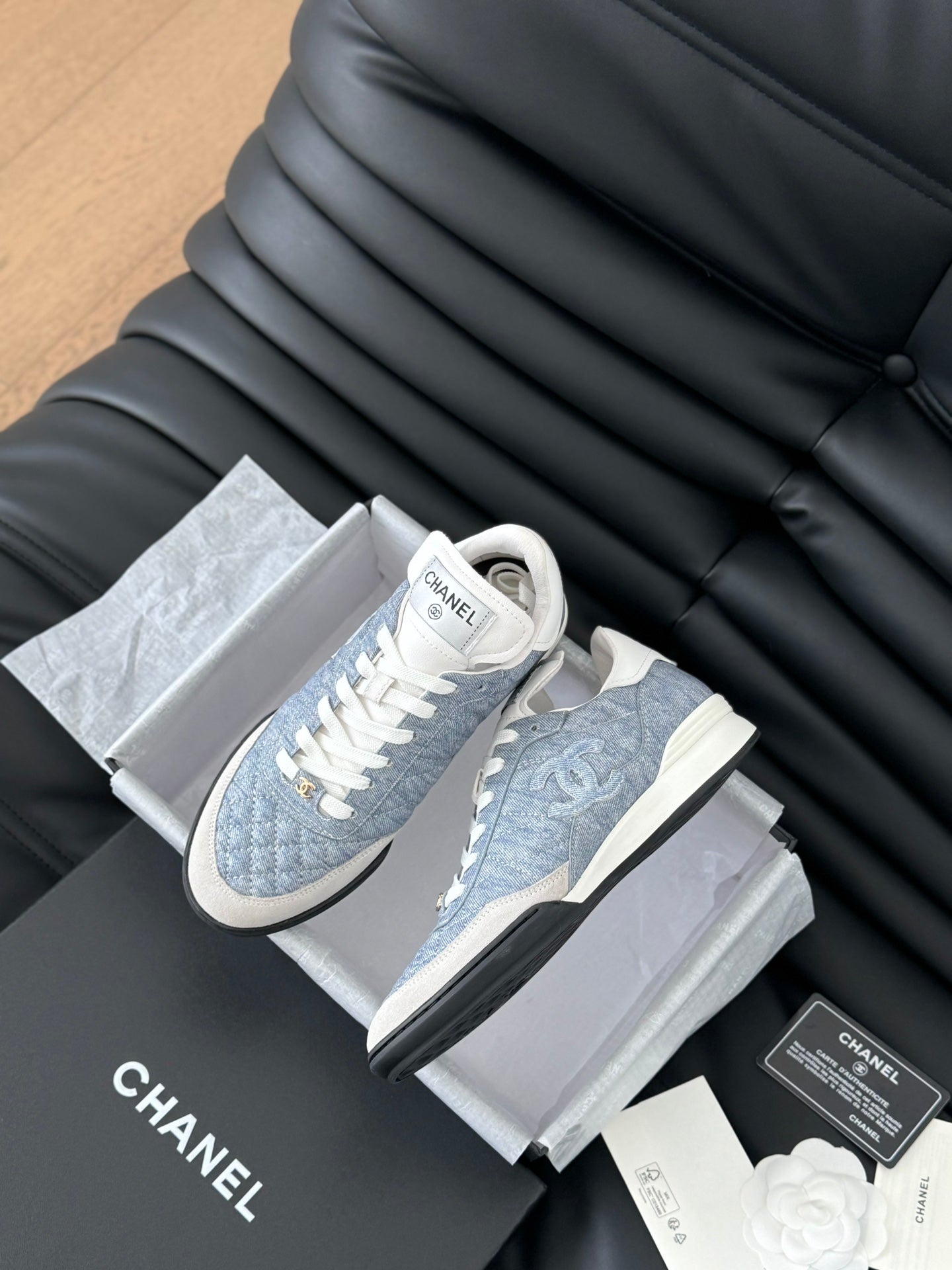 CC SNEAKER IN LIGHT BLUE MIX WHITE EMBROIDERED LAMBSKIN、mysite、Cacoeks