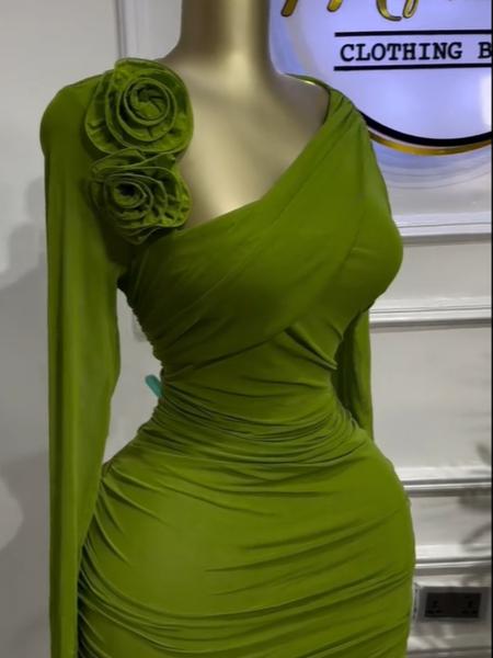 Women's Long Sleeve Floral Aqqlique Bodycon Midi Stacked Ruched Dress, Asymmetrical Neckline Party Birthday Dresses, Holiday Vacation Clothes for woman, Back To School, Education Cocktail Prom Dresses, Elastic Mini Dress, Green Dress, Red Dresses