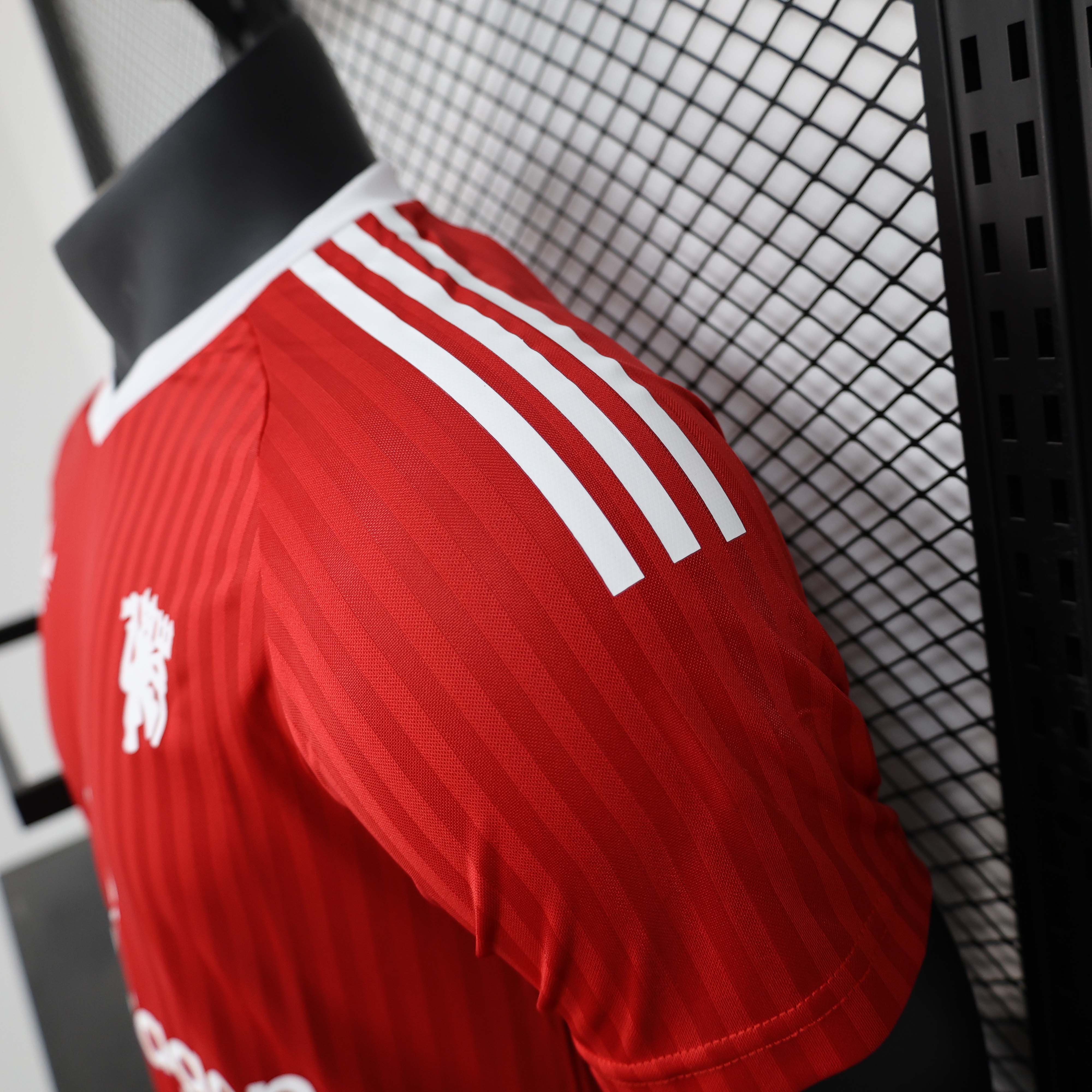 2024/2025 Player Version Manchester United Special Edition Red Football Shirt 1:1 Thai Quality:football jersey mysite: unitedjerseyfootball 邓江浪:football