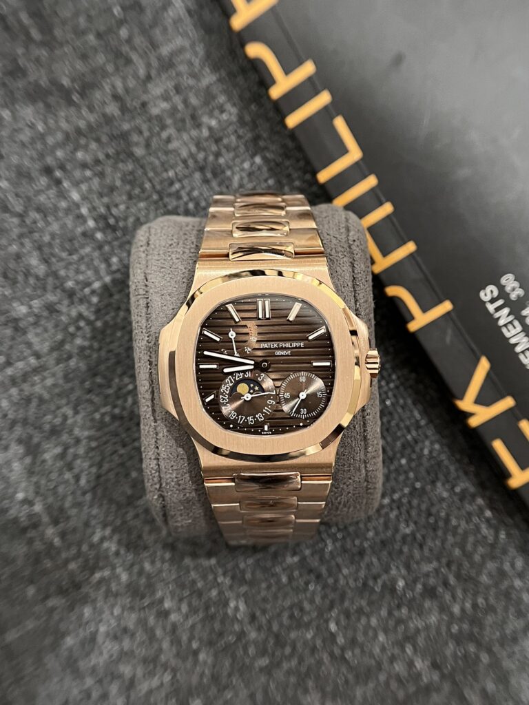 Đồng Hồ Nam Patek Philippe Nautilus 5712R Rep 11 Mặt Chocolate 40mm (2)