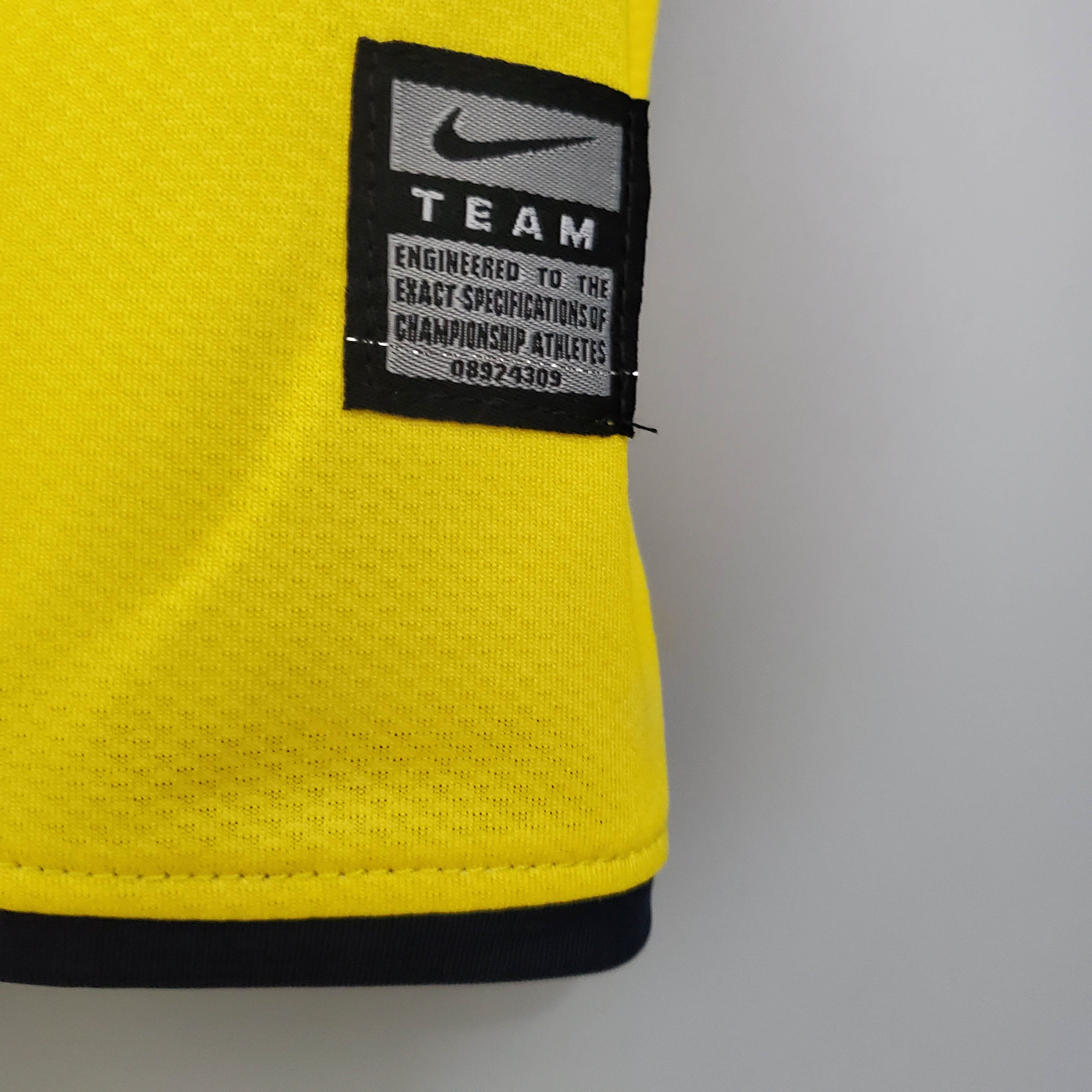 2008/2009 Retro Barcelona Away Football Shirt 1:1 Thai Quality:football jersey mysite: unitedjerseyfootball 邓江浪:football