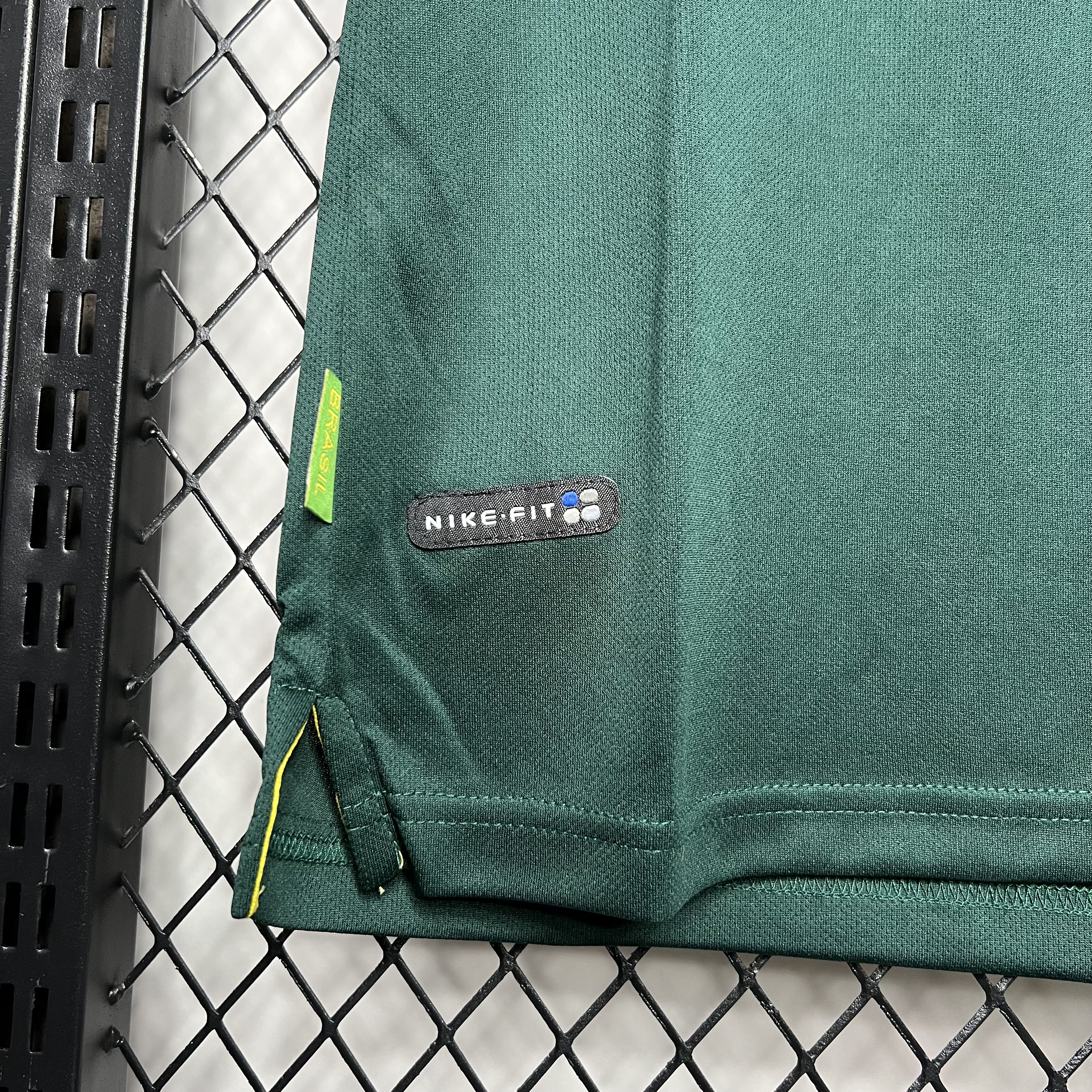 Higojerseys-Retro Brazil 1998 Goalkeeper Jersey