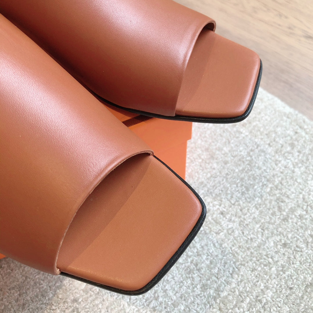 ICONIQUE 25 SANDAL CARAMEL CALFSKIN、mysite、Cacoeks