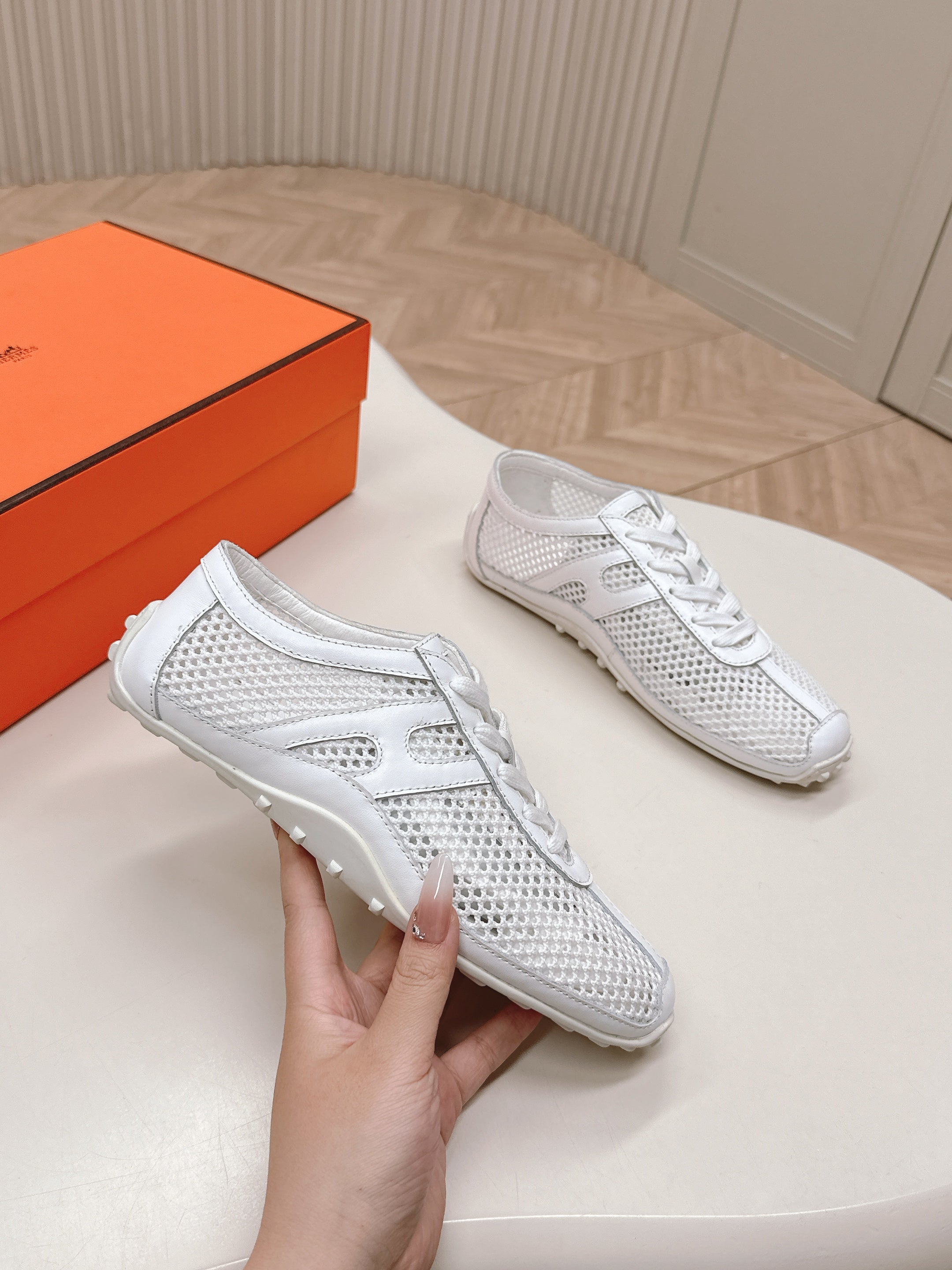 KIGA SNEAKER IN WHITE CROCHET KNIT AND CALFSKIN、mysite、Cacoeks