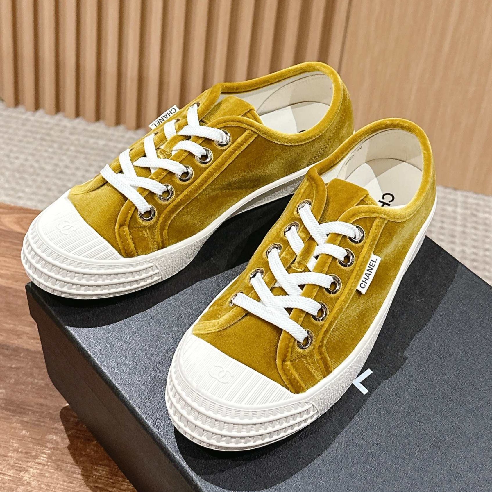 CONVERSE SNEAKER IN DIJON YELLOW VELVET、mysite、Cacoeks