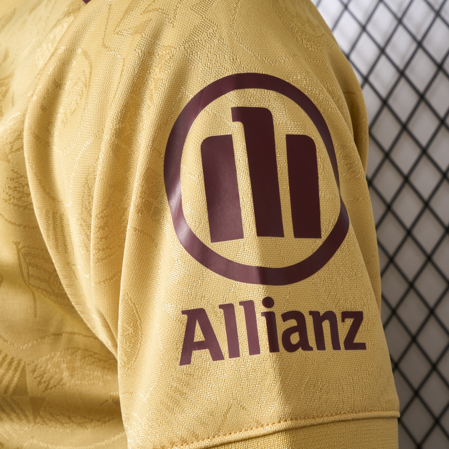 UltraTrikot-Bayern Munich 2025 Golden 125th Anniversary Jersey - Player Version