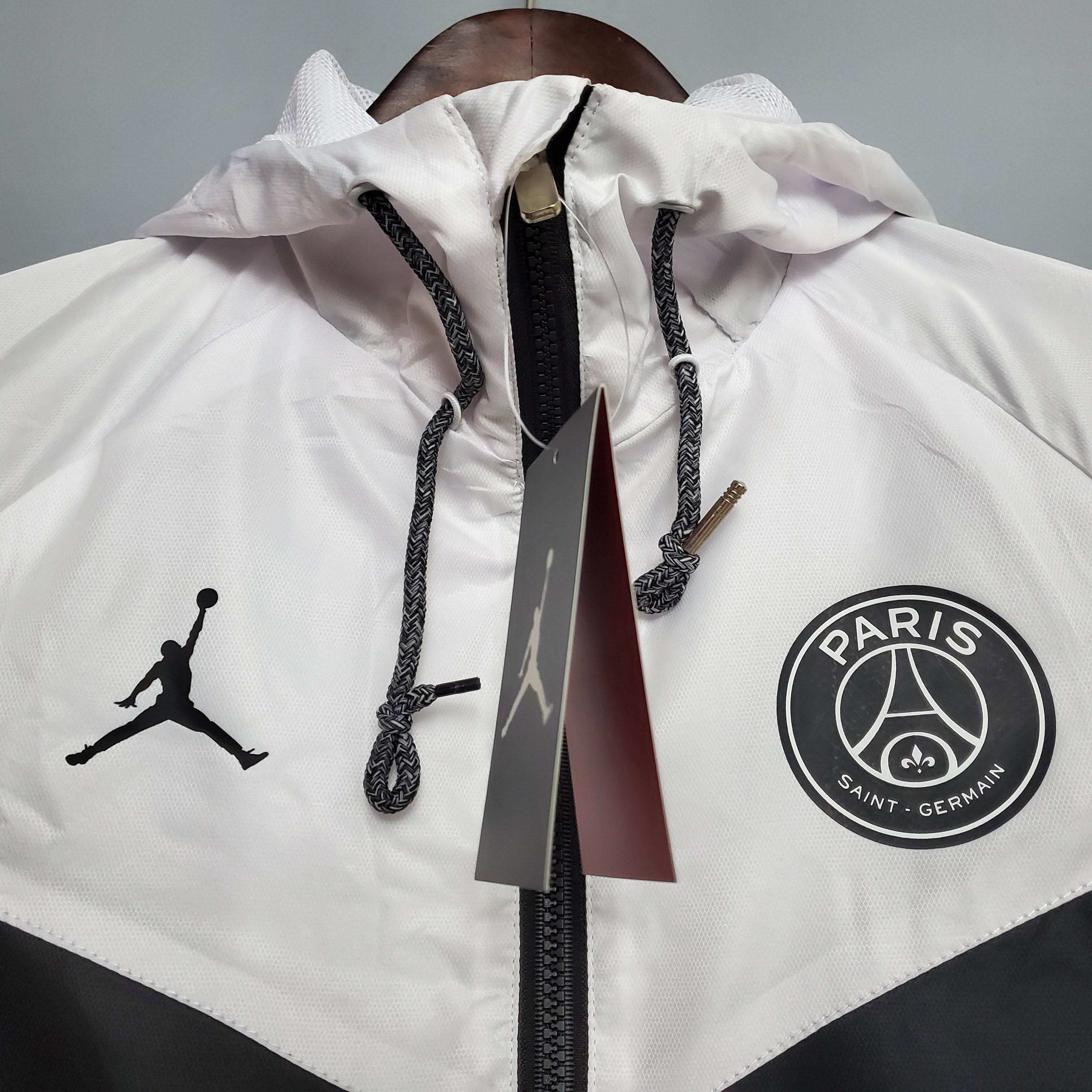 Psg Paris Saint-Germain Windbreaker Classic Style Black-White:football jersey mysite: unitedjerseyfootball 邓江浪:football