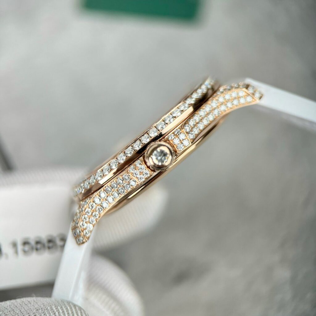 Đồng Hồ Patek Philippe Aquanaut 5069R Đính Moissanite Rep 11 PPF (1)