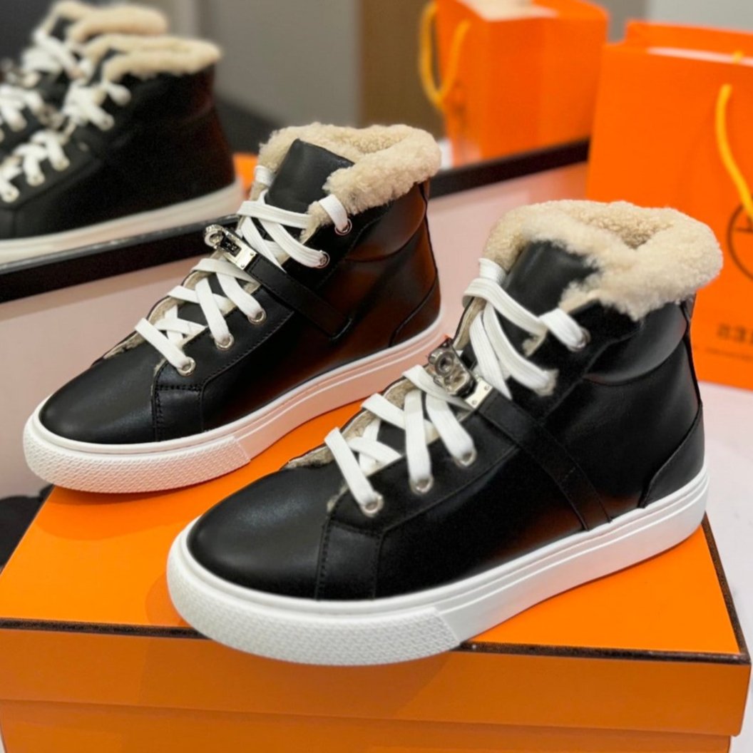 CHEALSEA BOOTS IN BLACK LAMBSKIN AND FLEECE LINING、mysite、Cacoeks