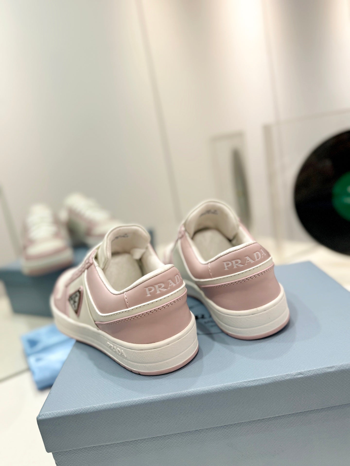 PRA DOWNTOWN PERFORATED SNEAKERS WHITE AND BLUSH CALFSKIN、mysite、Cacoeks