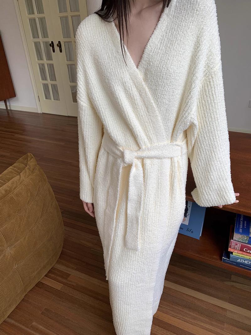 Women's Double-Sided Plush Robe｜Heavyweight Long Loungewear｜Warm Flannel Pajamas for Fall & Winter｜Soft, Cozy, and Wearable Indoors