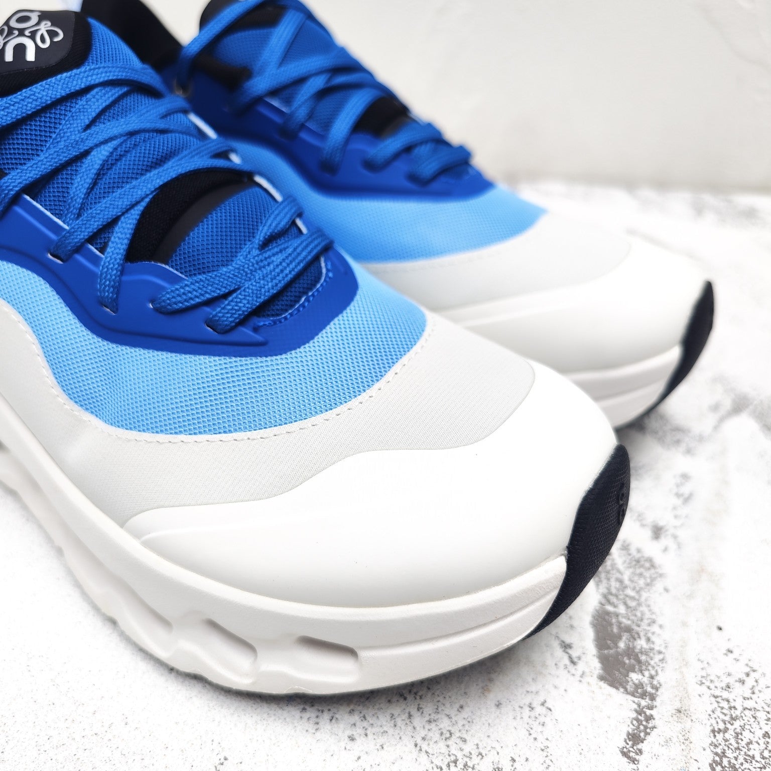 CLOUDTILT 2.0 SNEAKER COBALT BLUE MIX PALE GRAY CALFSKIN AND BREATHABLE MESH、mysite、Cacoeks