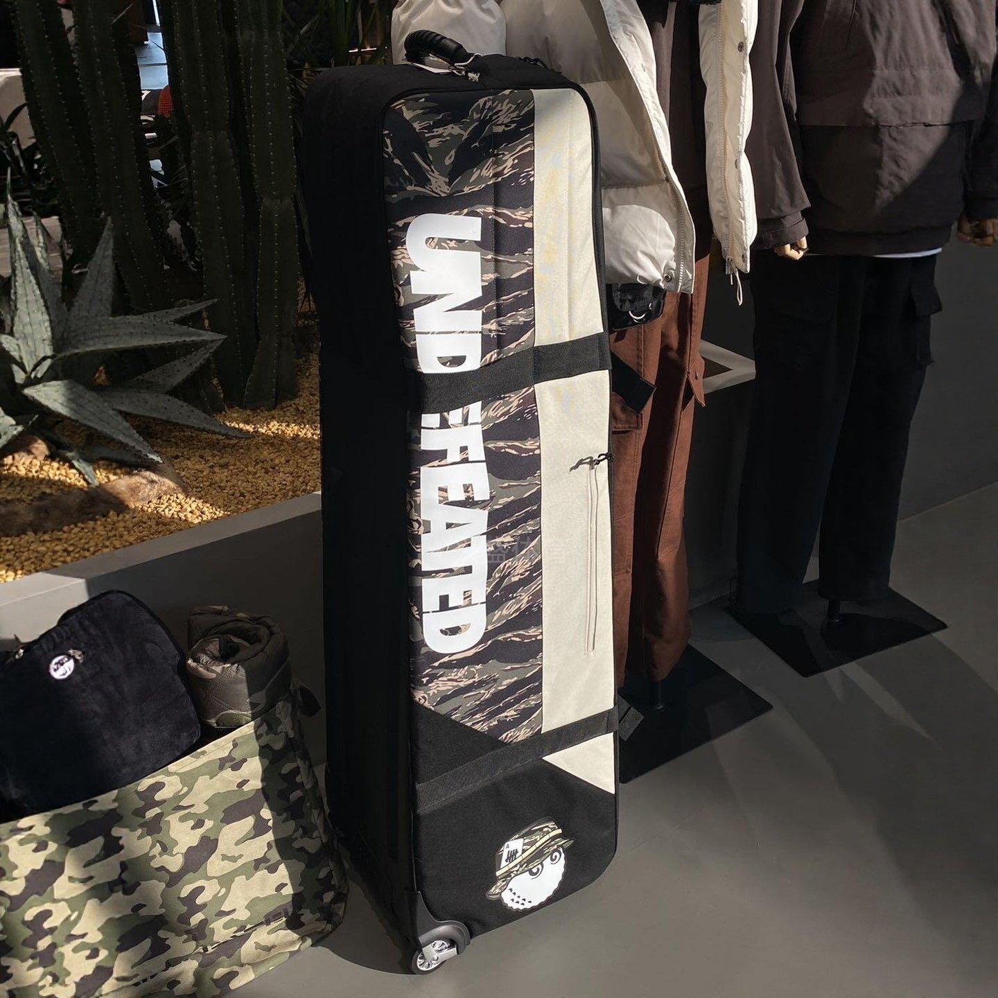 TITLESIT TAYLORMADE G/FORE GOLF BAG