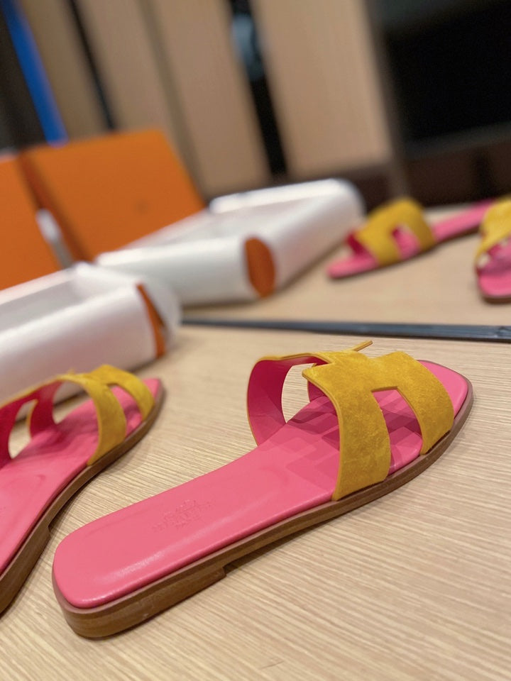 0RAN SANDALS IN DIJON YELLOW SUEDE AND DEEP PINK CALFSKIN、mysite、Cacoeks