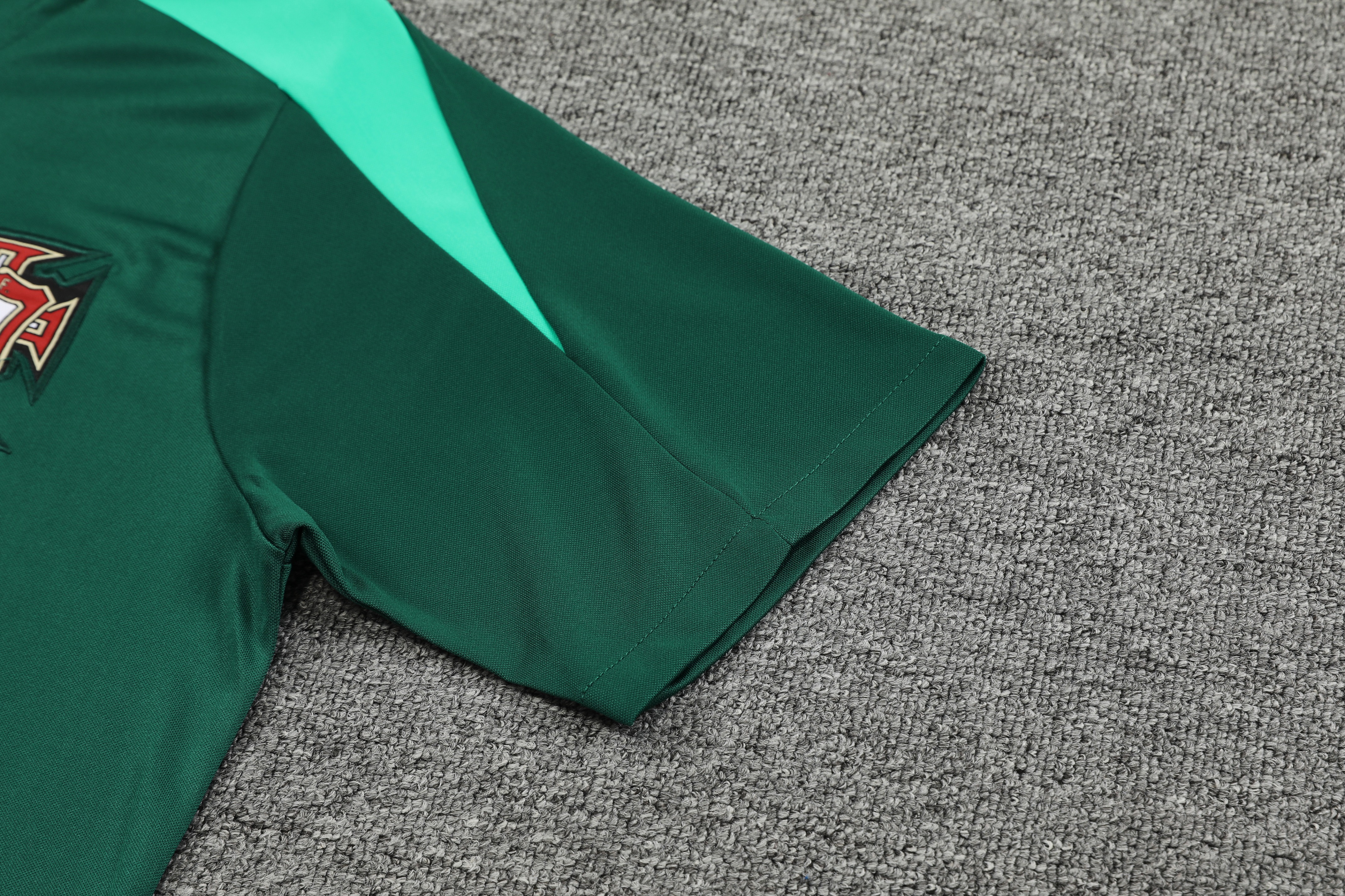 ManixJersey.com | Portugal 2024 Short-Sleeve Training Set - Green -Customize Name, Number and Patch | Worldwide Shipping