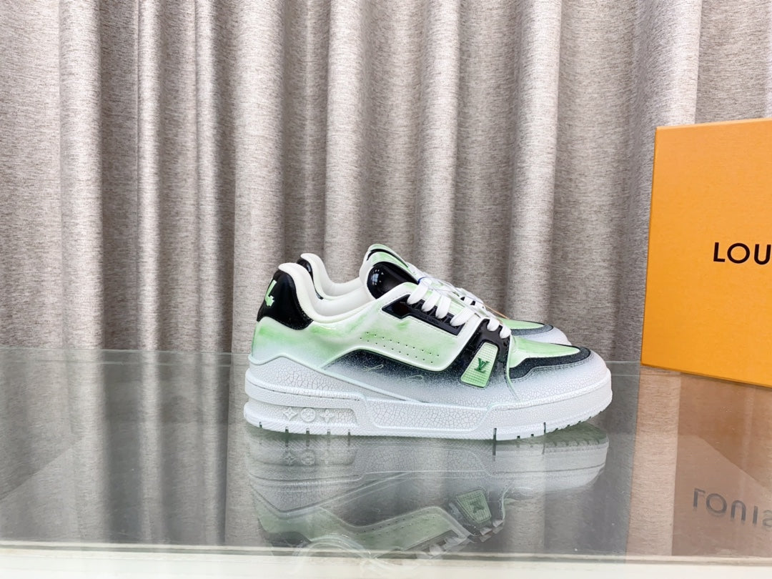 LV TRAINER SNEAKERS IN LIGHT GREEN OMBRE MIX COLORFUL CALFSKIN、mysite、Cacoeks