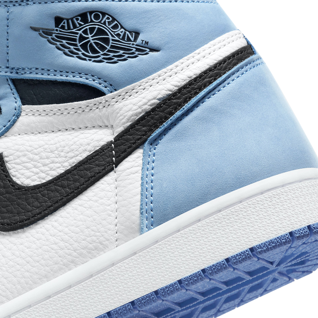 Air Jordan 1 High OG University Blue