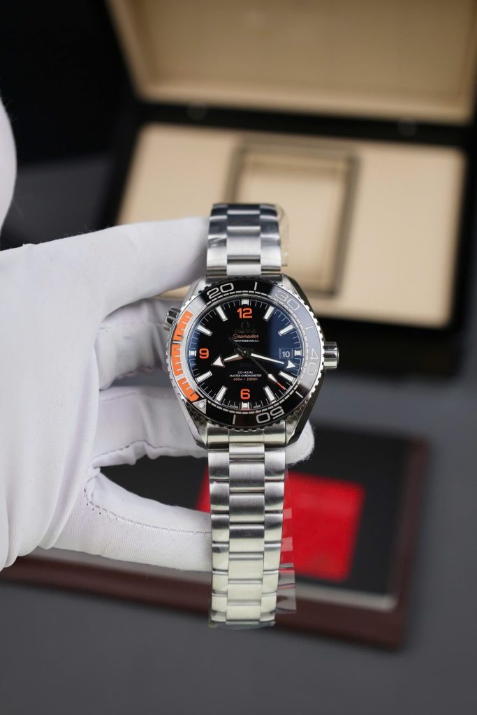 Đồng Hồ Omega Seamaster Planet Ocean Replica 11 Dây Kim Loại 43 (2)