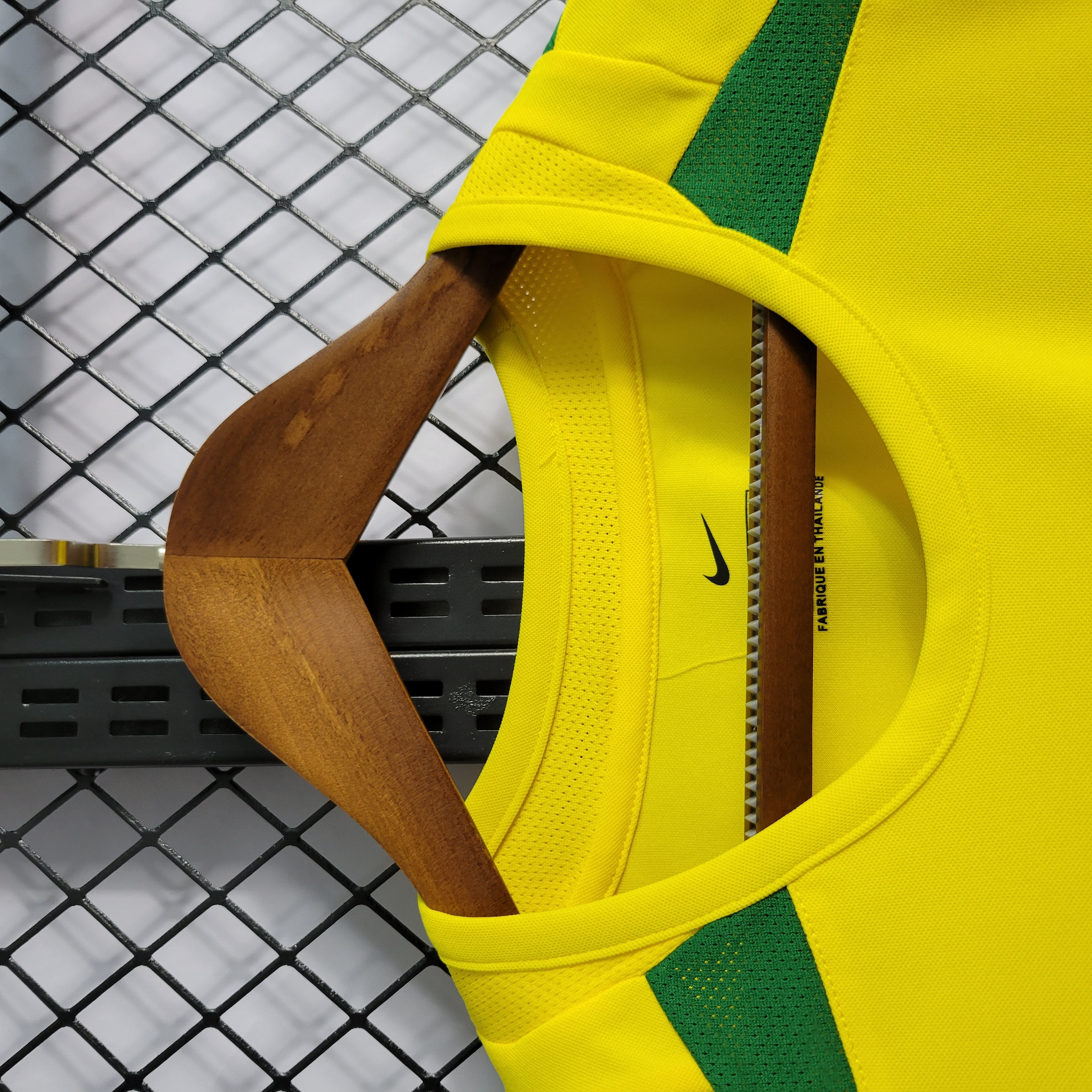 Higojerseys-Retro Brazil 2002 Home Stadium Jersey