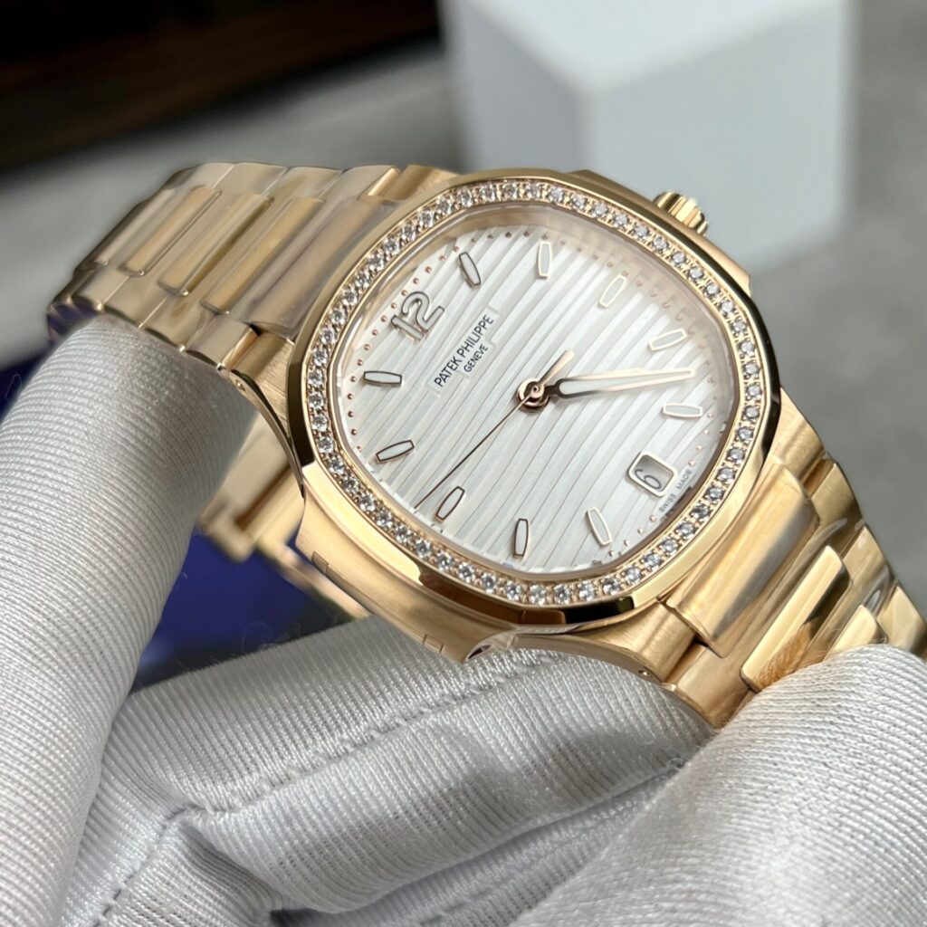 Đồng Hồ Patek Philippe Nữ Nautilus 7118 Đính Đá 3KF (3)