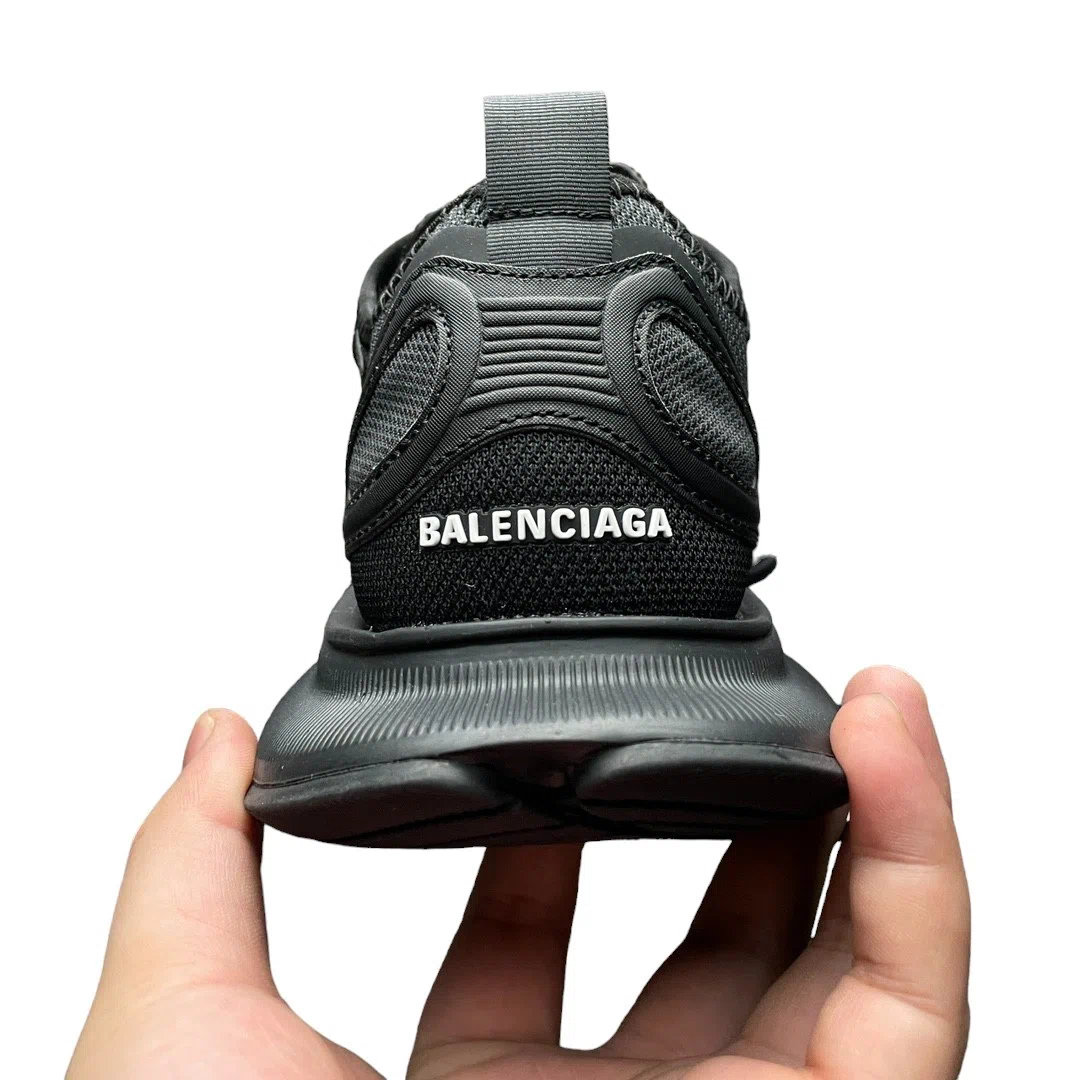 Balenciaga Circuit Sneaker in Black、mysite、Cacoeks