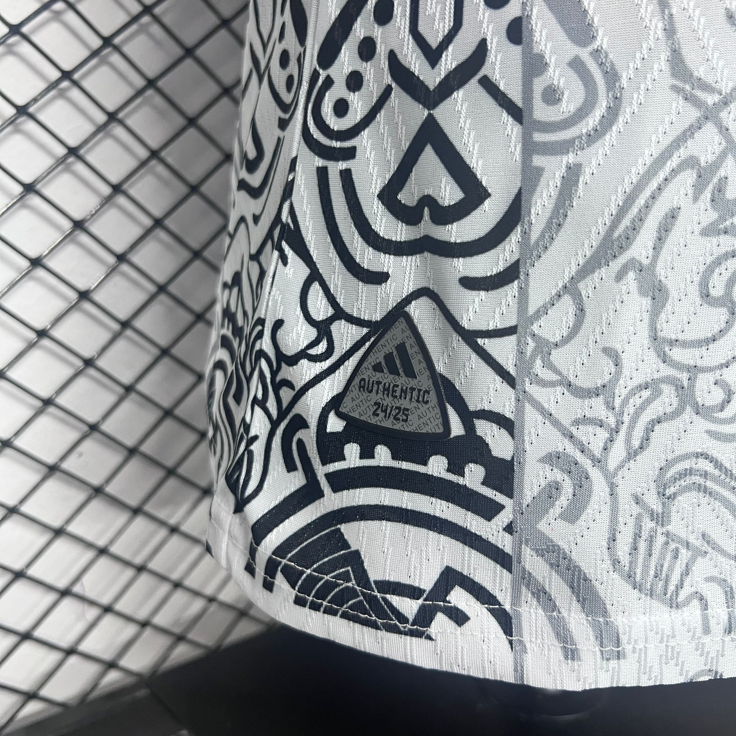 ManixJersey.com | Real Madrid 24-25 White Line Pattern Special Edtion Jersey - Player Version -Customize Name, Number and Patch | Worldwide Shipping