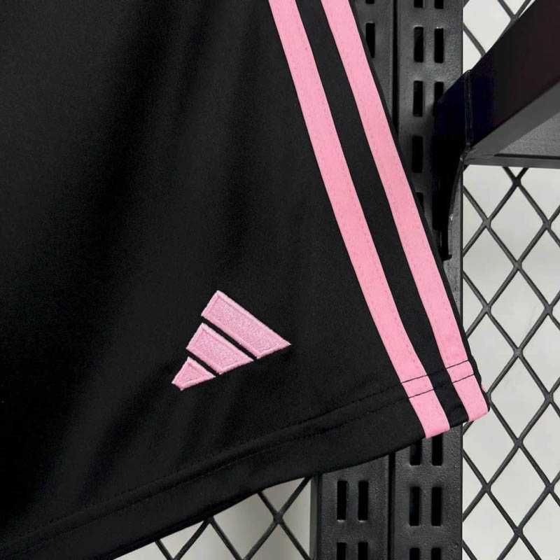 2025/2026 Juventus Home Shorts:football jersey mysite: unitedjerseyfootball 邓江浪:football