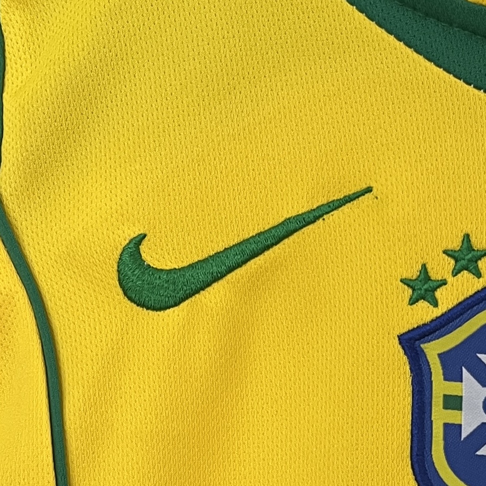 ManixJersey.com | Retro Brazil 2004 Home Stadium Kids Kit -Customize Name, Number and Patch | Worldwide Shipping