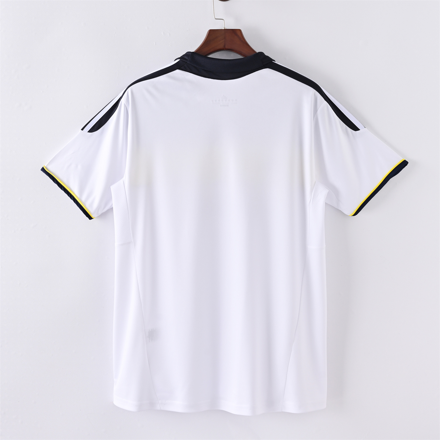 foot-Retro C.H.E.L.S.E.A 2011-12 Third Jersey