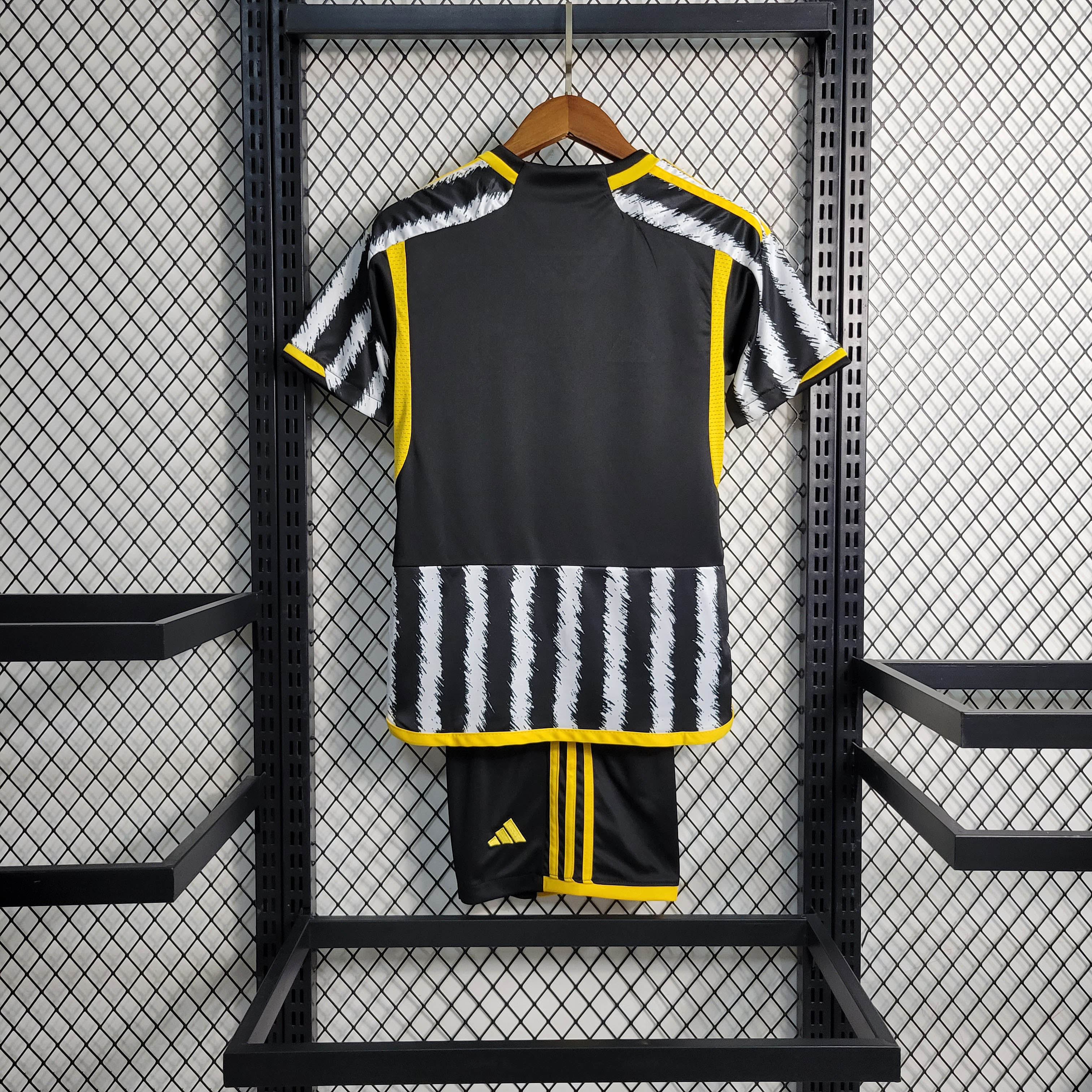 2023/2024 Juventus Home Soccer Jersey 1:1 Thai Quality Kids Size:football jersey mysite: unitedjerseyfootball 邓江浪:football