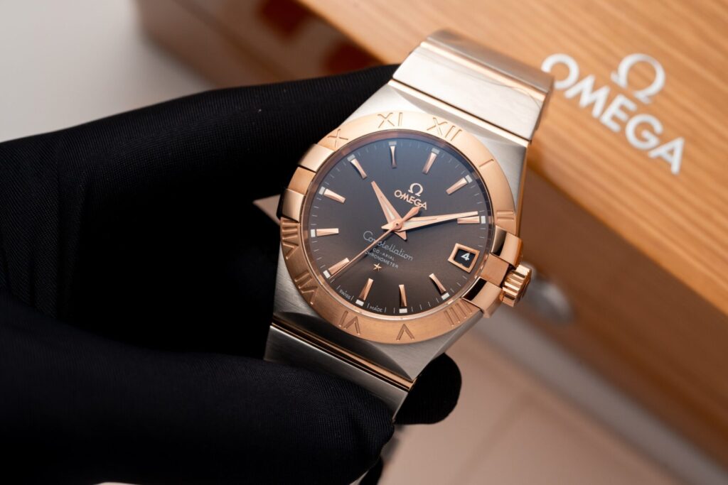 Đồng Hồ Omega Constellation Mặt Nâu Rep 11 Máy Thụy Sỹ VS Factory 38mm (2)