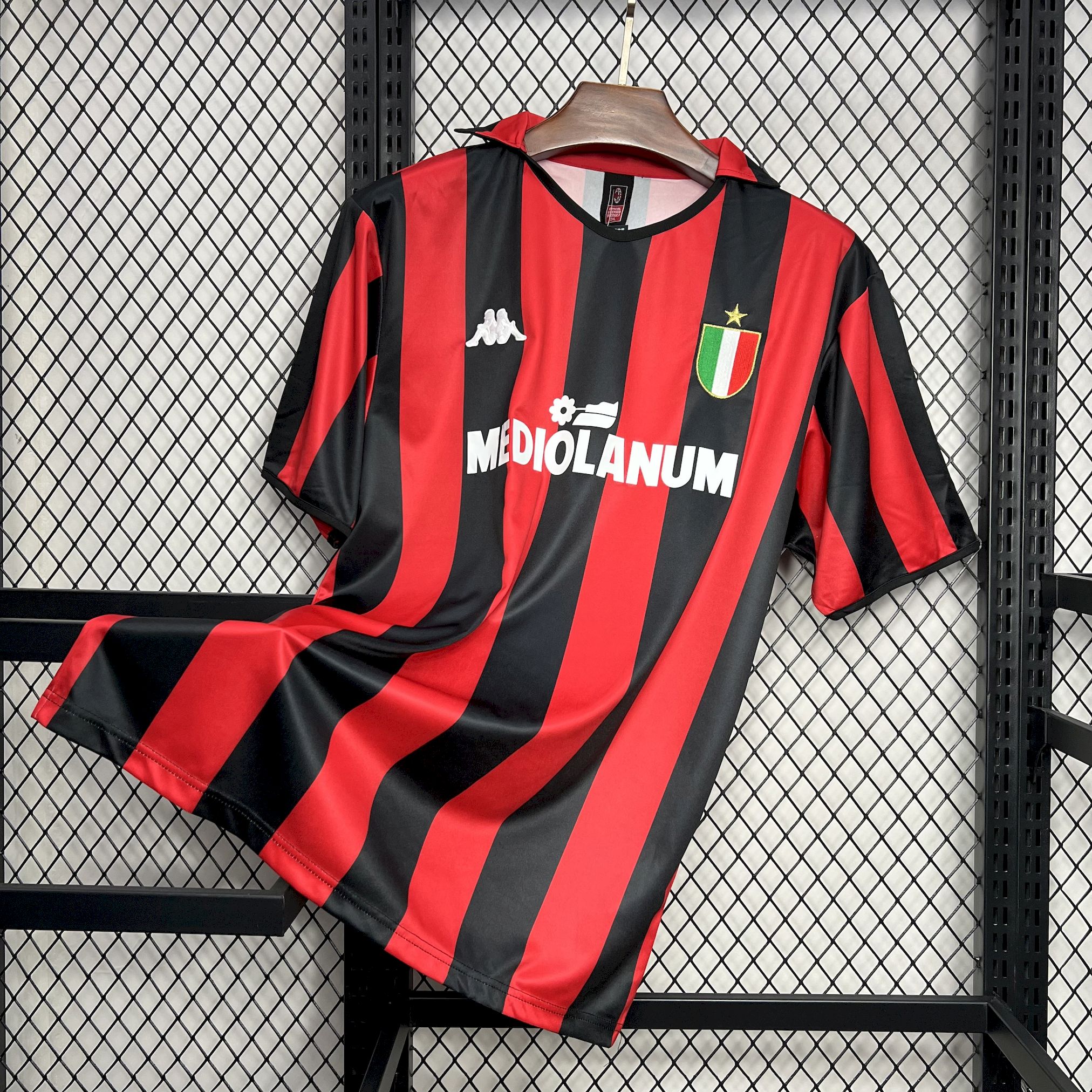 Higojerseys-Retro AC Milan 1988-89 Home Jersey