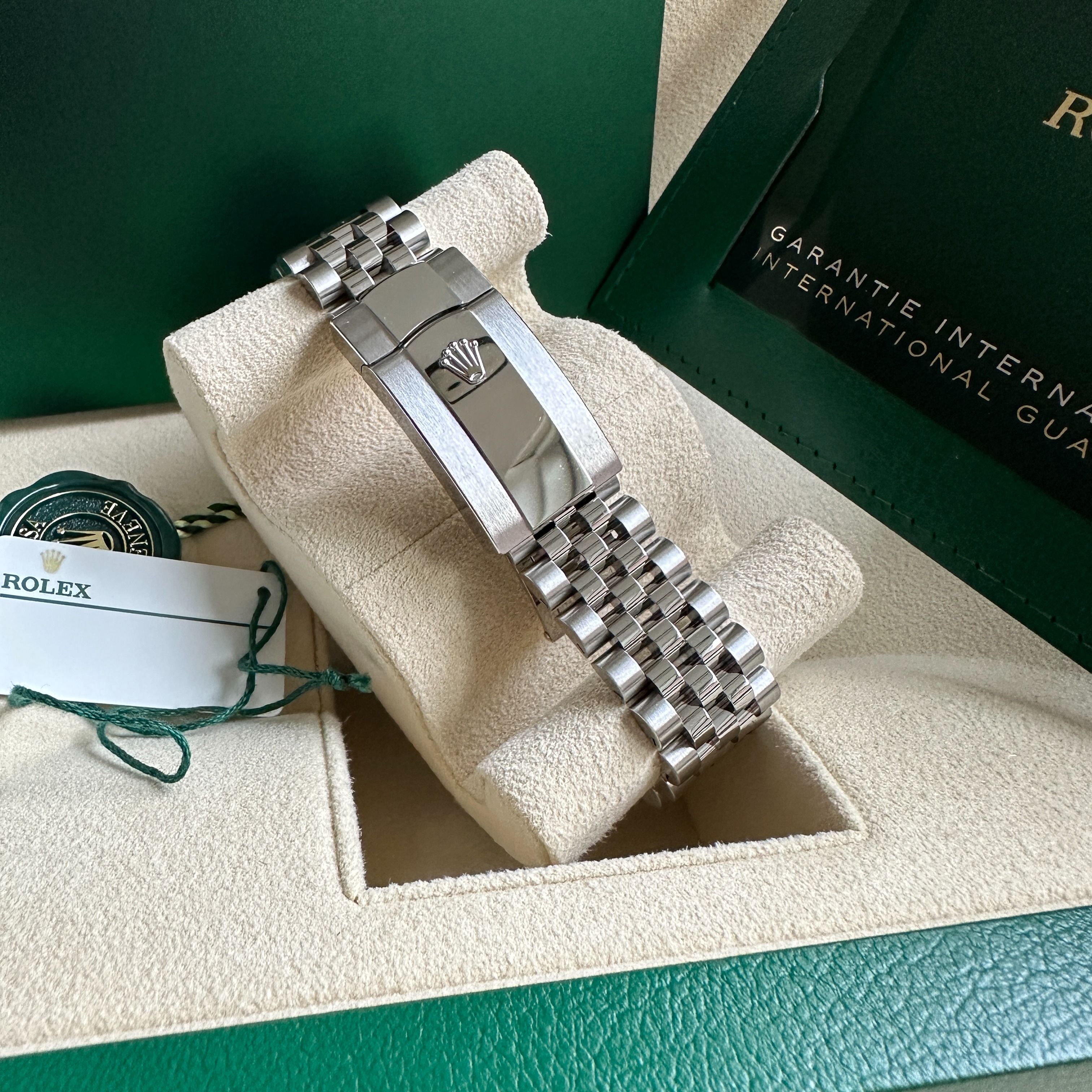 兼职  林炎: luxecystore