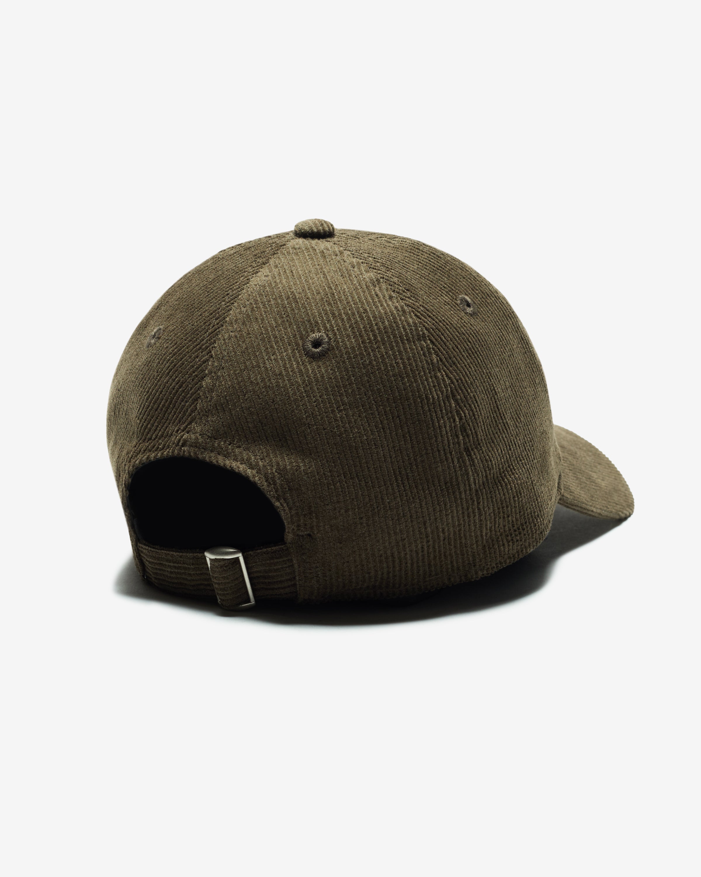UNDEFEATED CORDUROY STRAPBACK