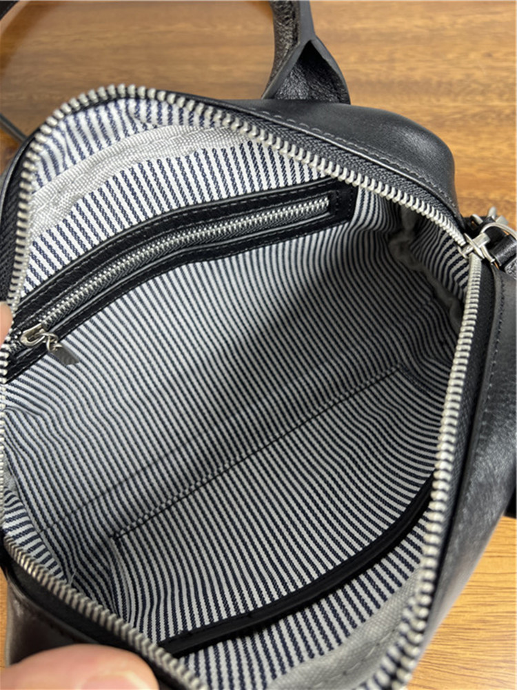 GEEK BAR-https://www.hot-toy.com/