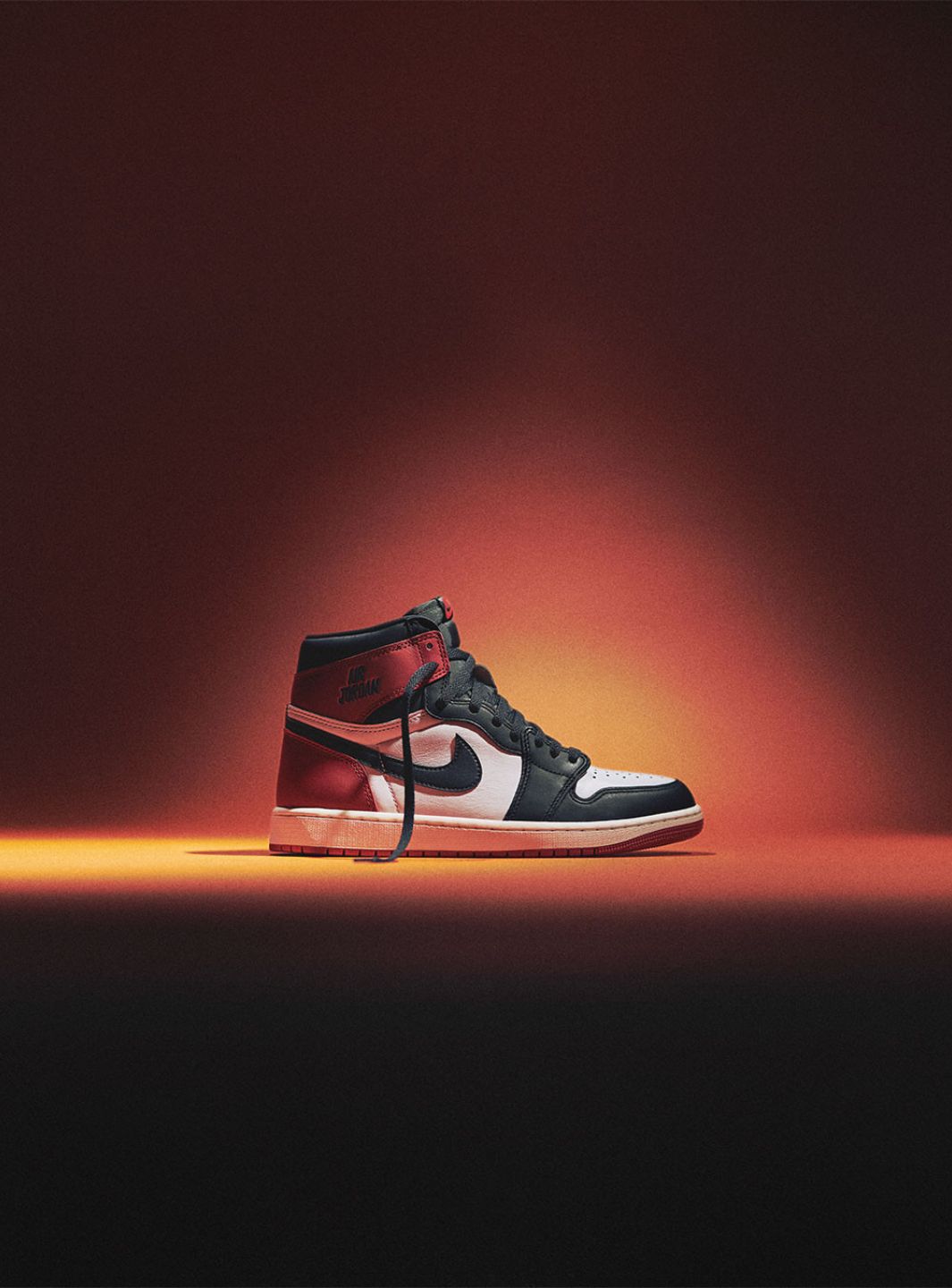 Air Jordan 1 Retro High OG Black Toe Reimagined、JORDAN、Cacoeks