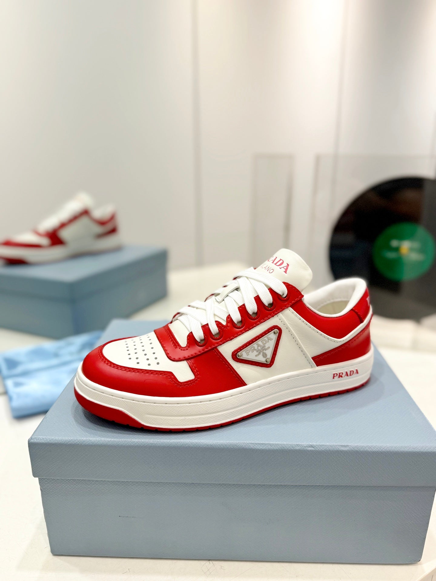PRA DOWNTOWN PERFORATED SNEAKERS WHITE AND RED CALFSKIN、mysite、Cacoeks