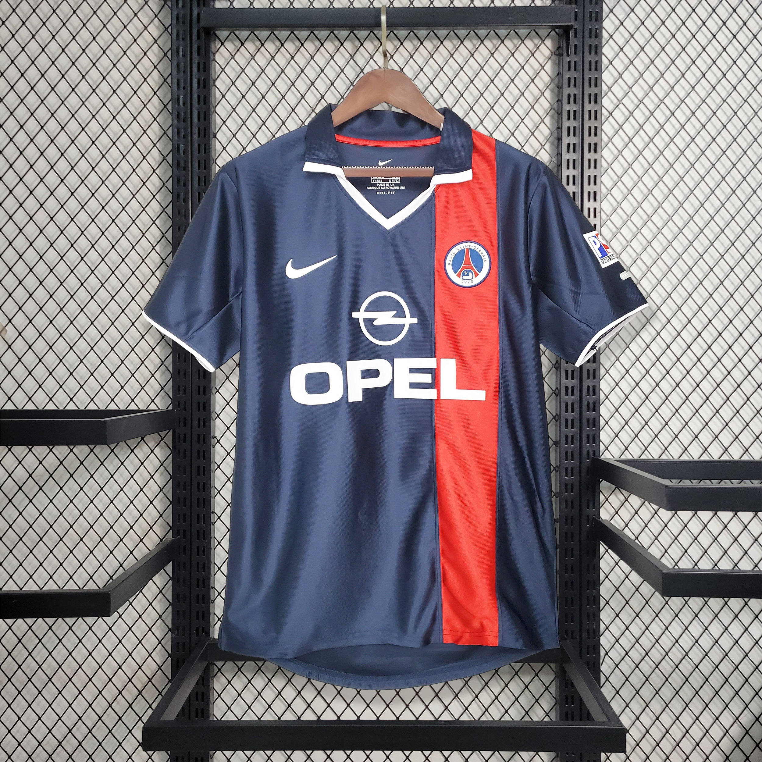 Higojerseys-Retro Paris Saint-Germain PSG 2001-02 Home Jersey
