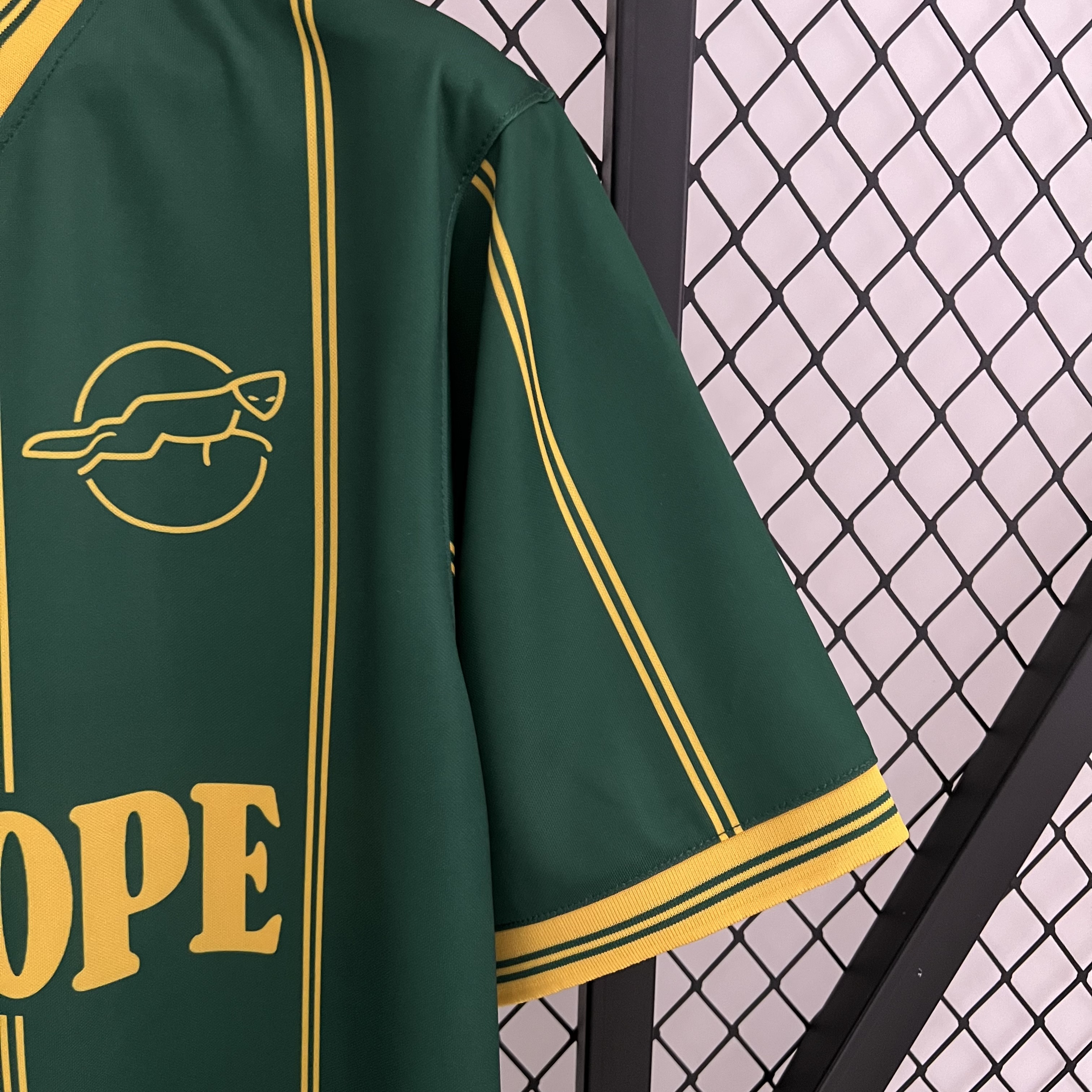 Higojerseys-Retro Leicester City 1984 Away Jersey